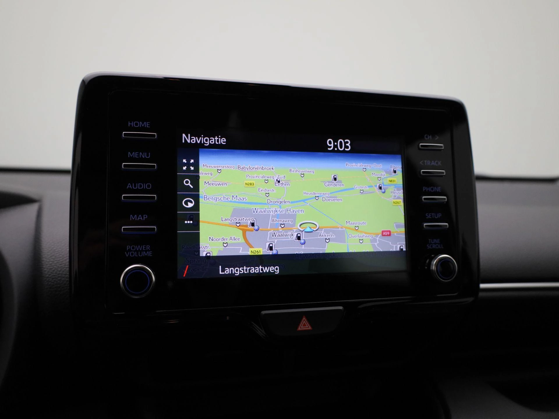 Toyota-Yaris-image-24