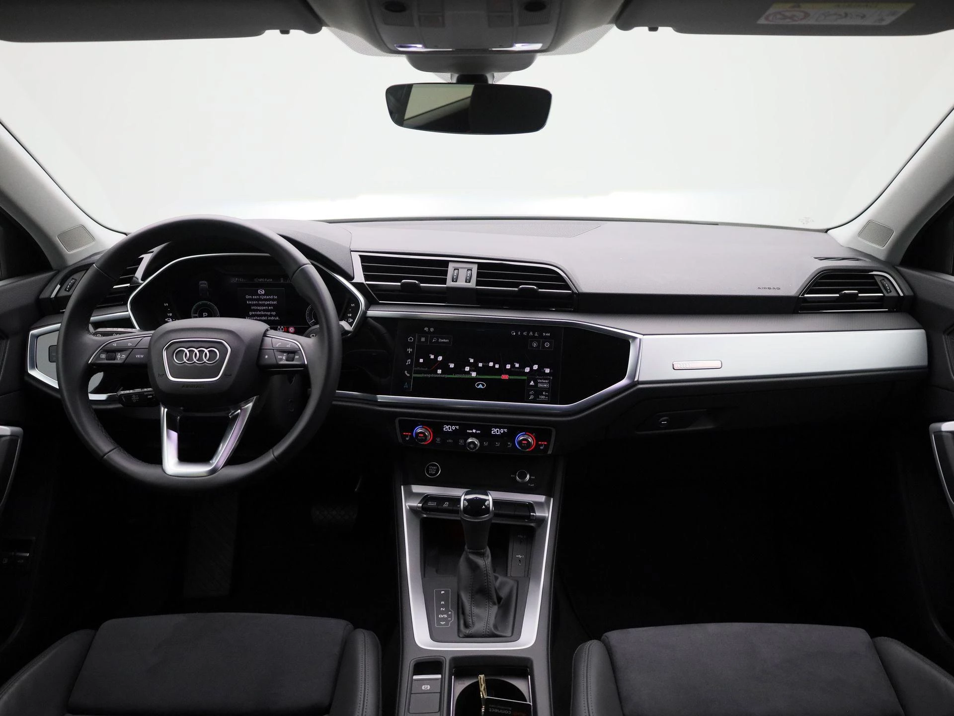 Audi-Q3-image-38