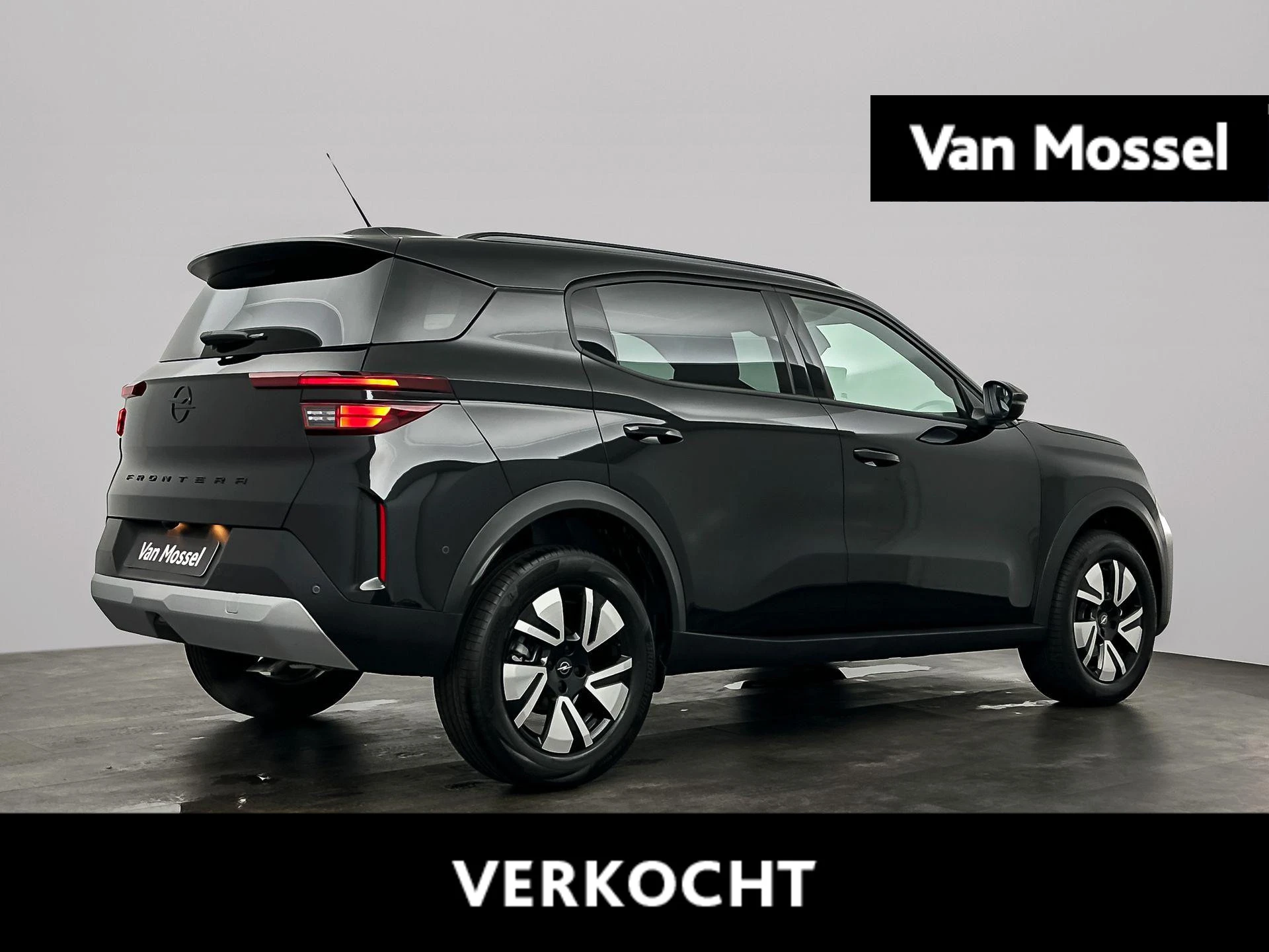 Opel-Frontera-image-0