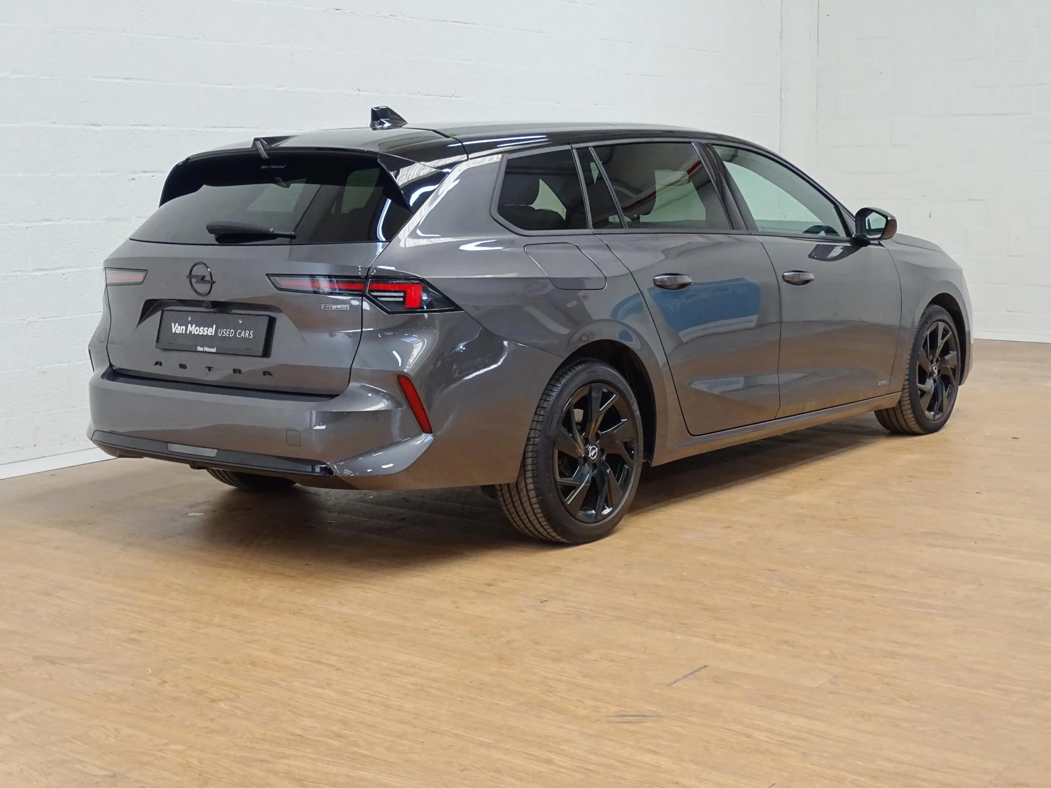 Opel Astra sports tourer 1.6 Turbo Hybrid 132kW GS+open dak +alcantara