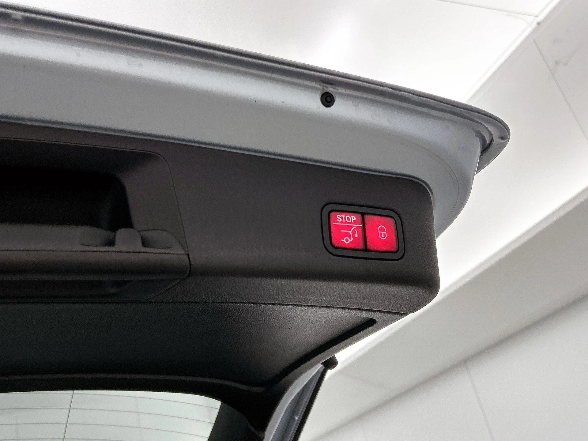 Mercedes-Benz-GLE-image-27