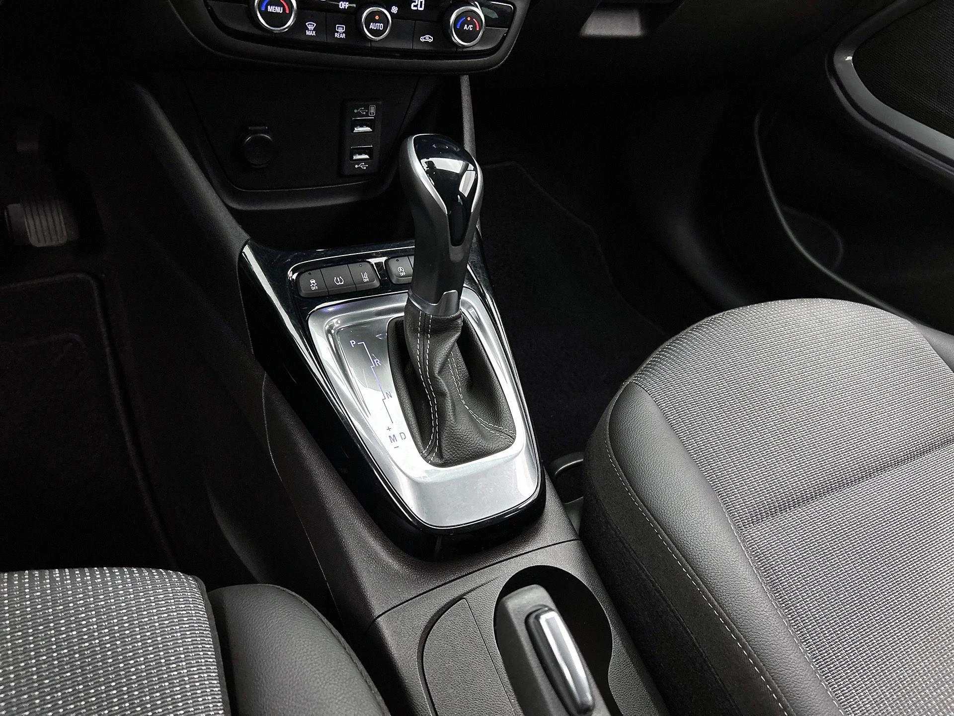 Opel-Crossland-image-29