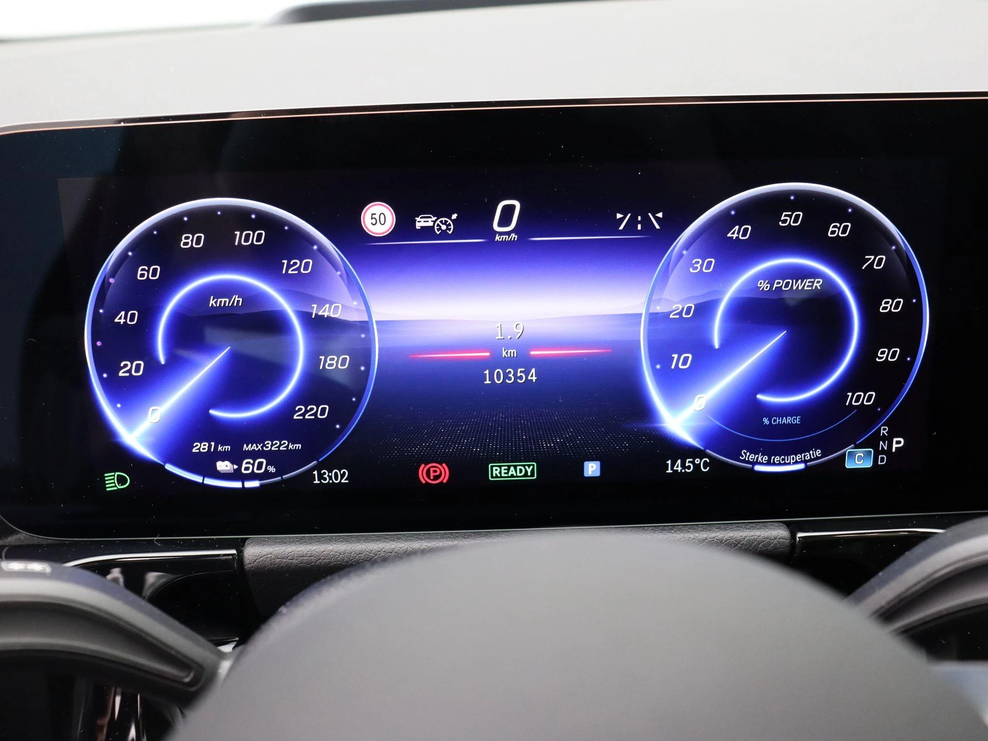 Mercedes-Benz EQA 250+ STAR EDITION + AMG + PANO DAK + BURMESTER + TREKHAAK + HEAD UP