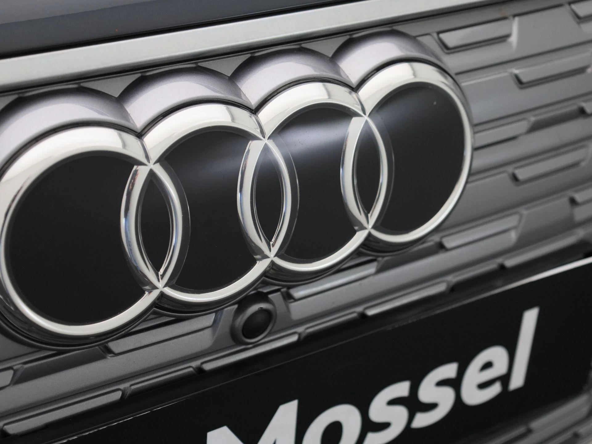 Audi-Q4 e-tron-image-31