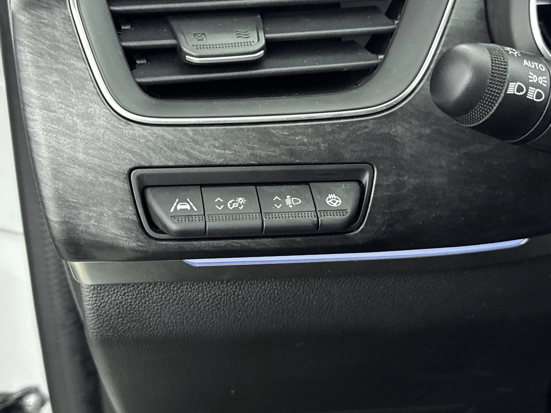 Renault-Arkana-image-17