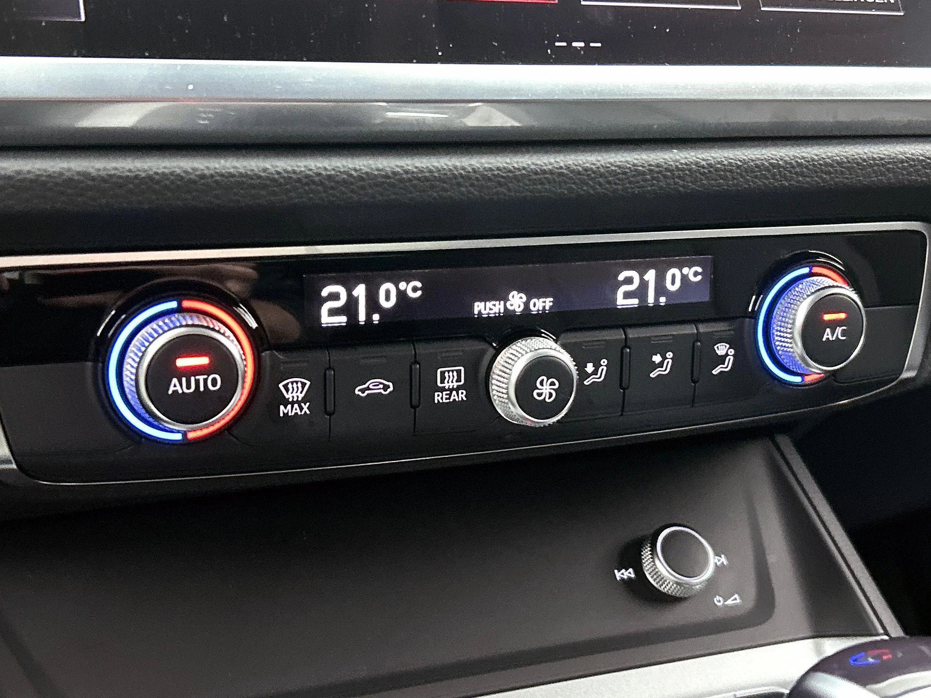 Audi-Q3-image-21