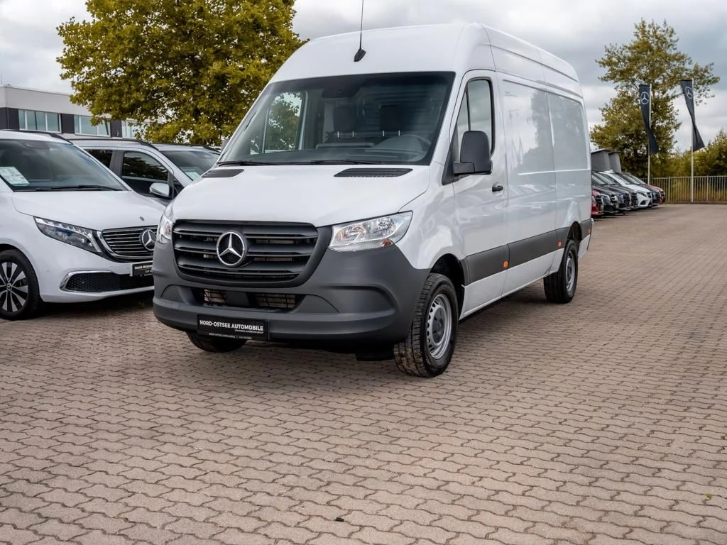 Mercedes-Benz-Sprinter 317-image-7