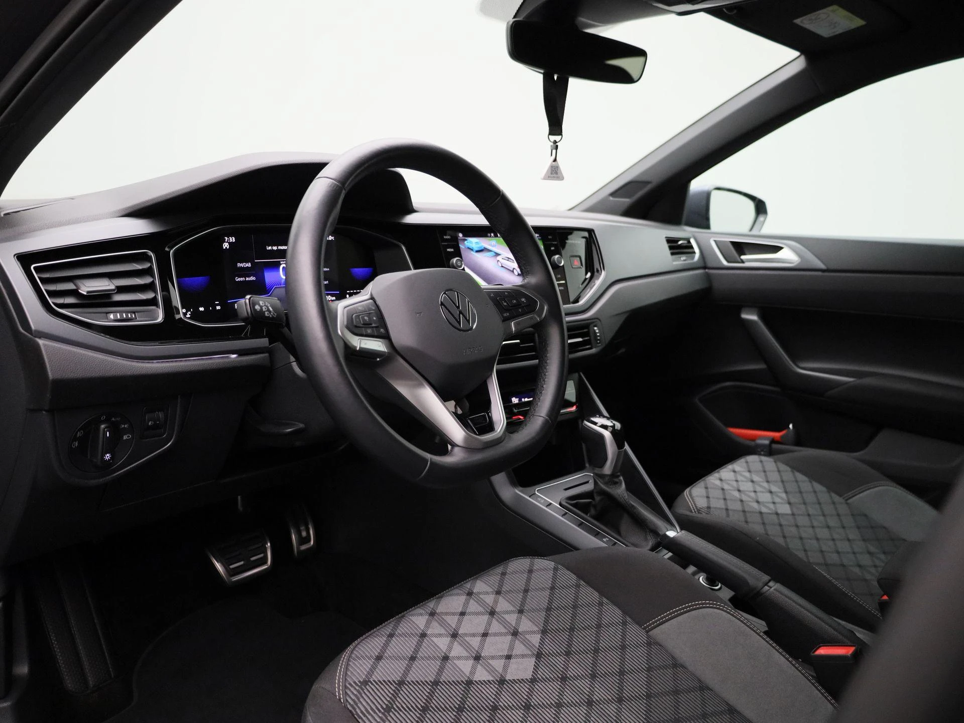 Volkswagen Polo - 29
