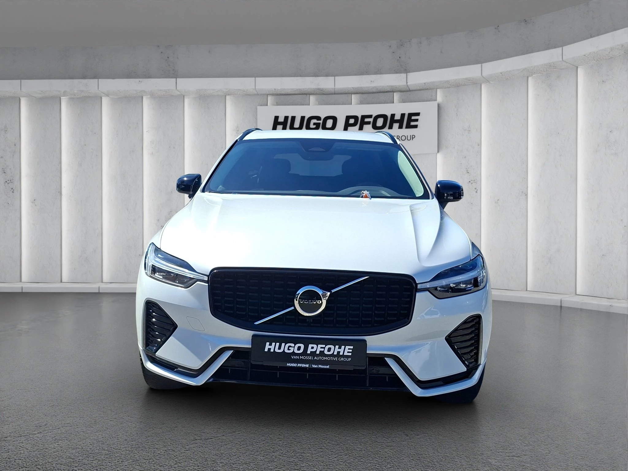 Volvo XC60 B4 Plus Dark 2.0 MHEV Aut. | LED | ACC | GJR | RFK | LEDER | SHZ
