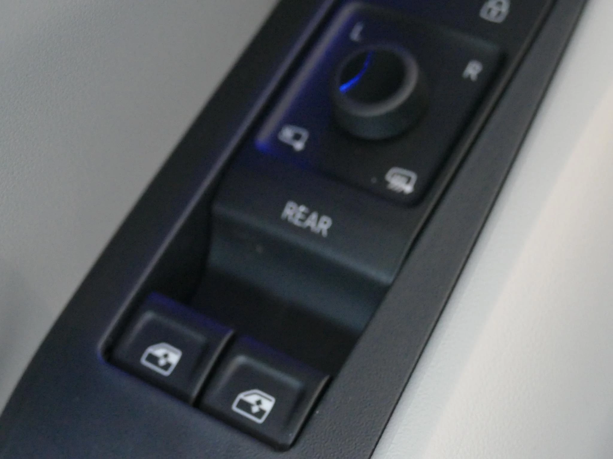 Ford Capri Premium Extended Range RWD 77 kWh