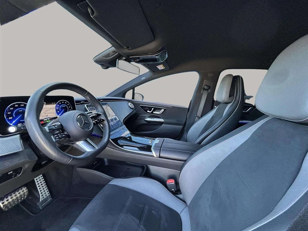 Mercedes-Benz-EQE-image-9
