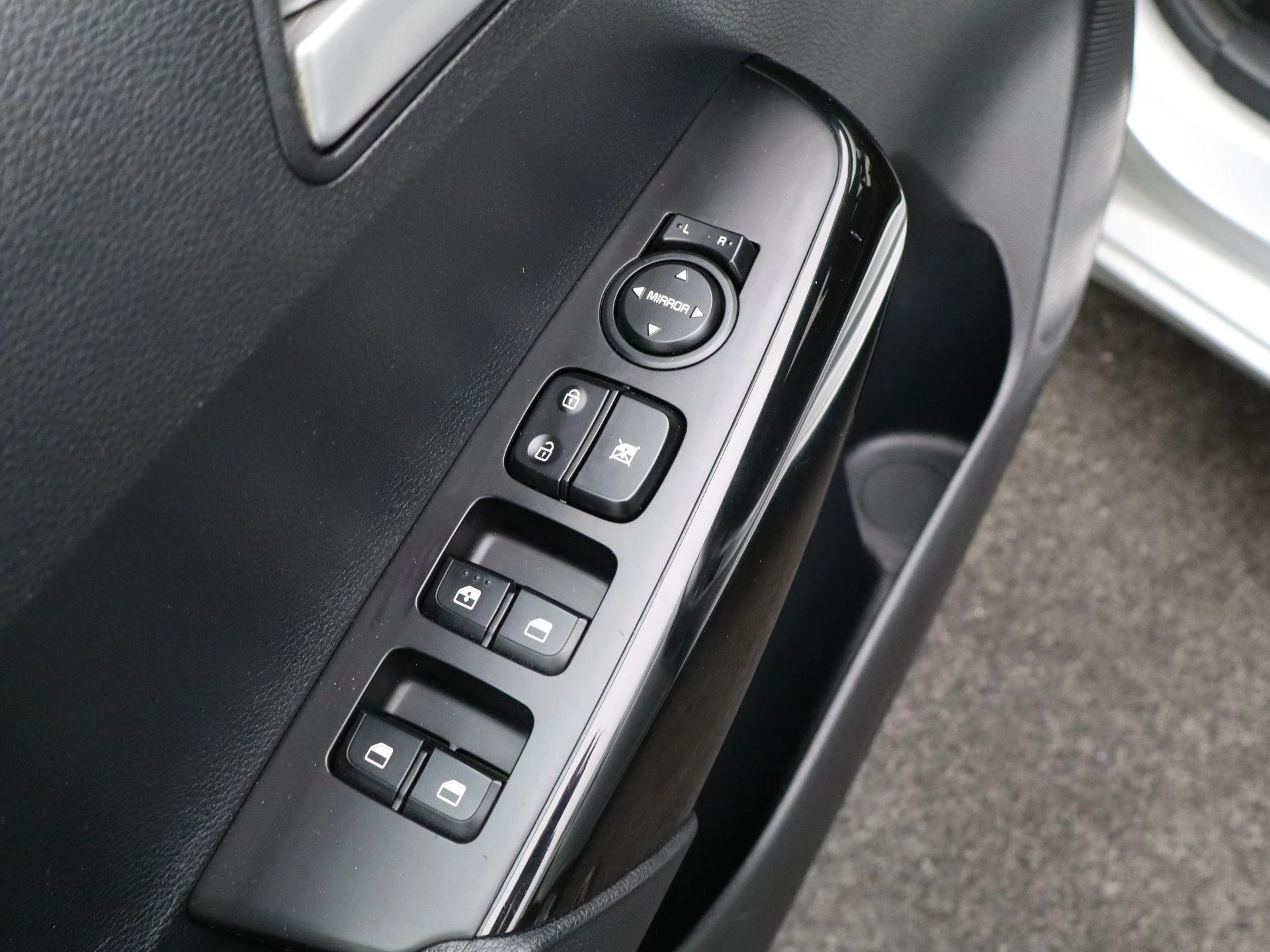 Kia-Picanto-image-25