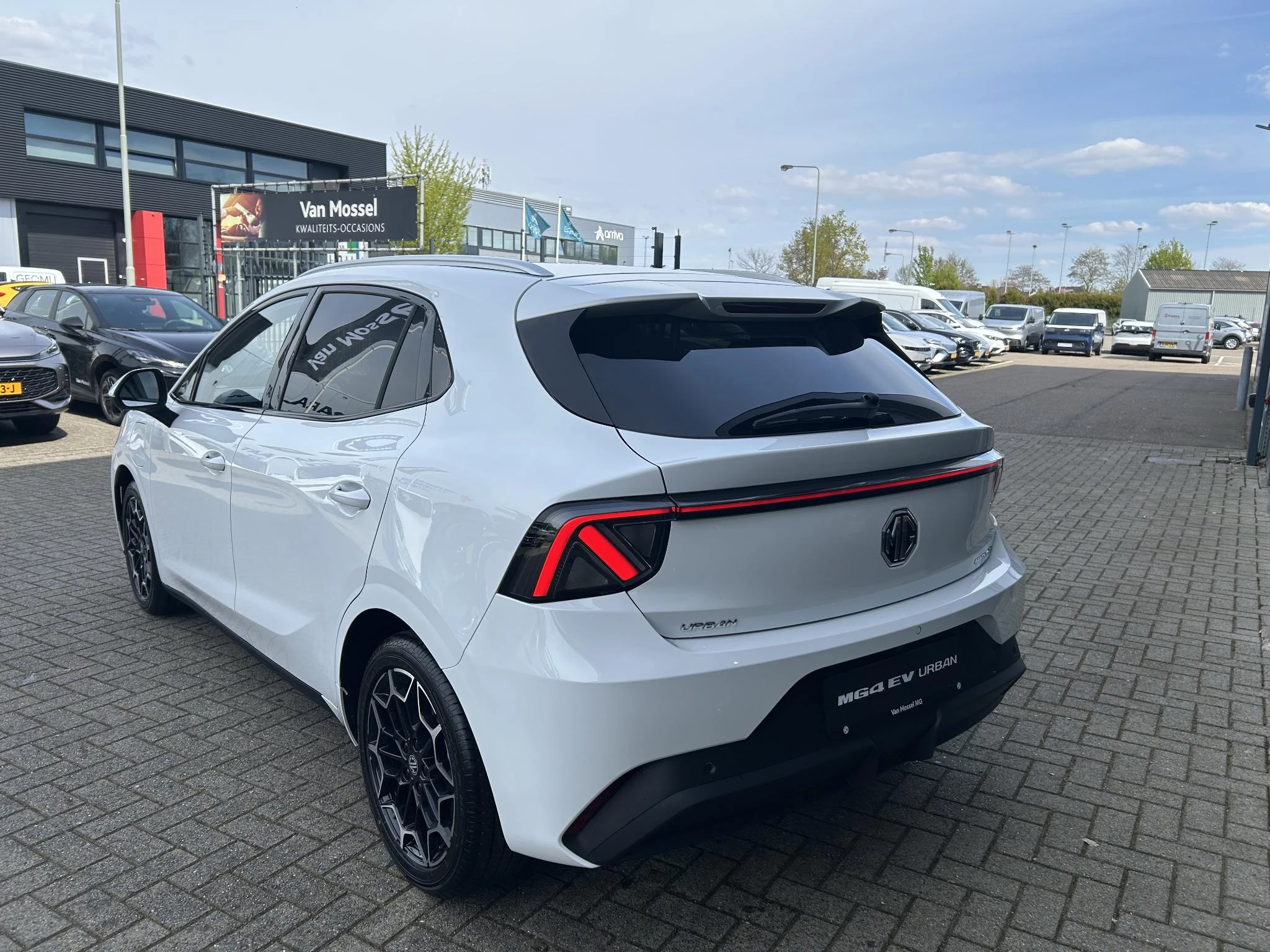 MG-MG4 EV Urban-image-2