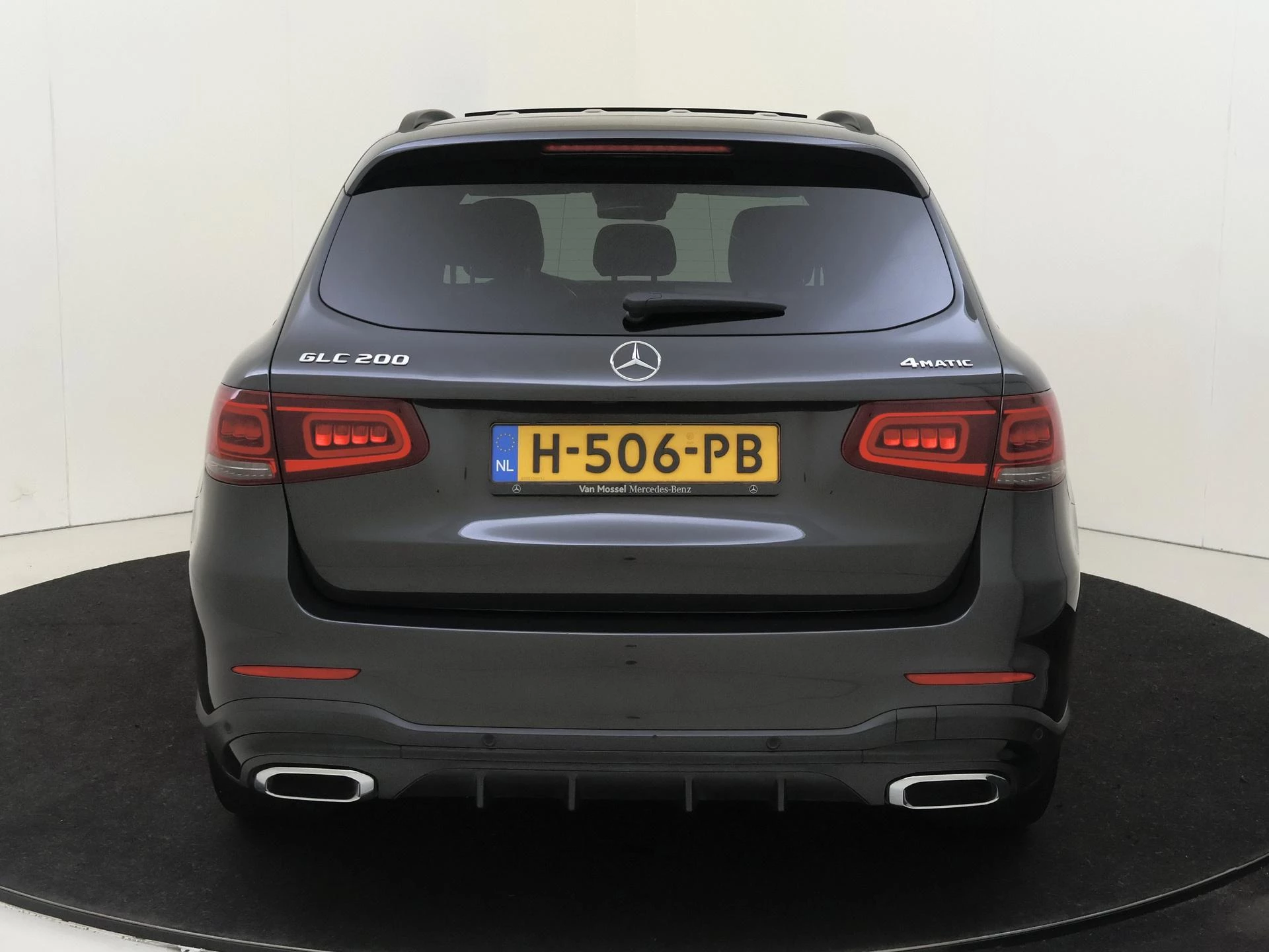 Mercedes-Benz-GLC-image-6