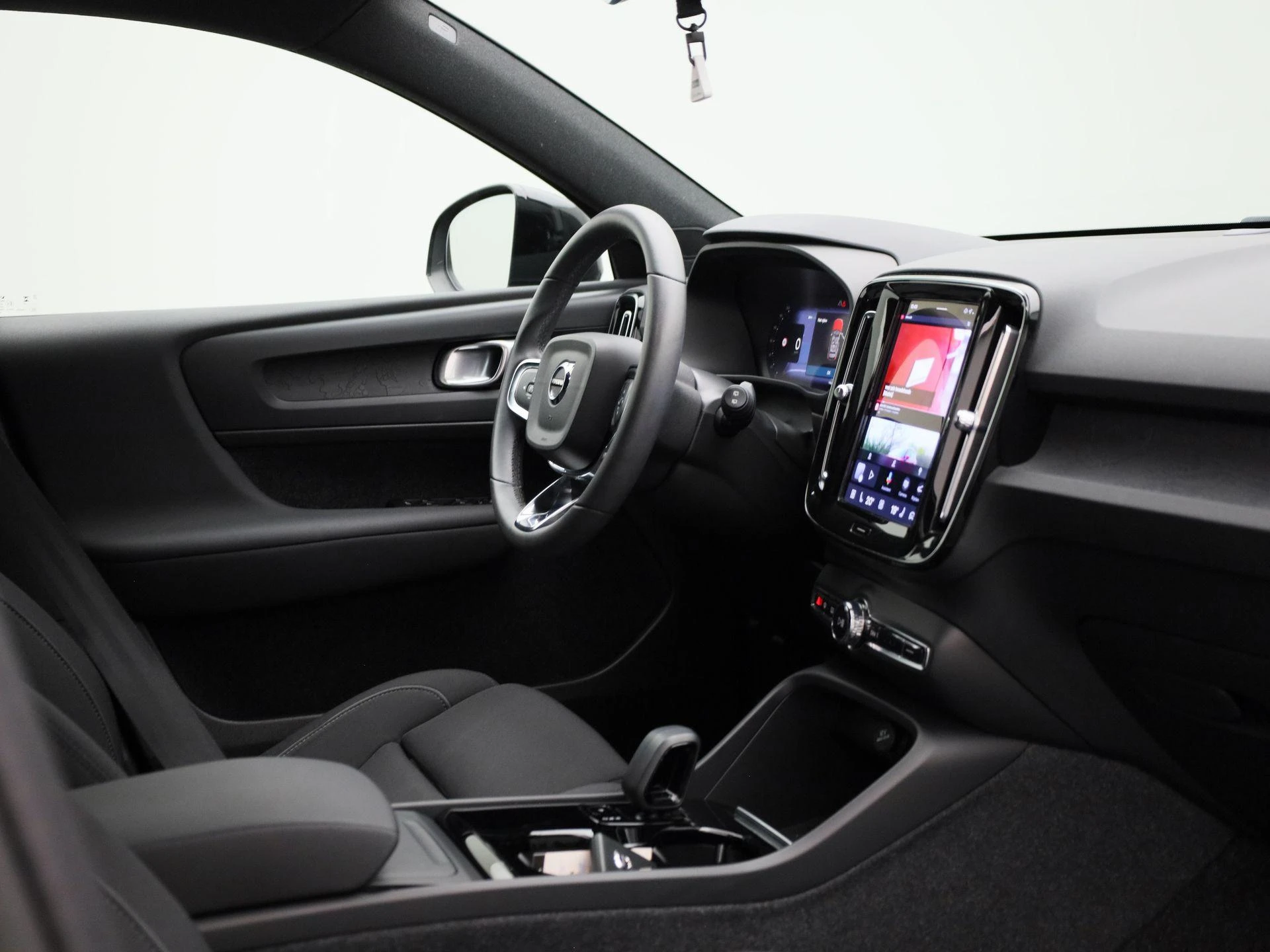 Volvo-XC40-image-31