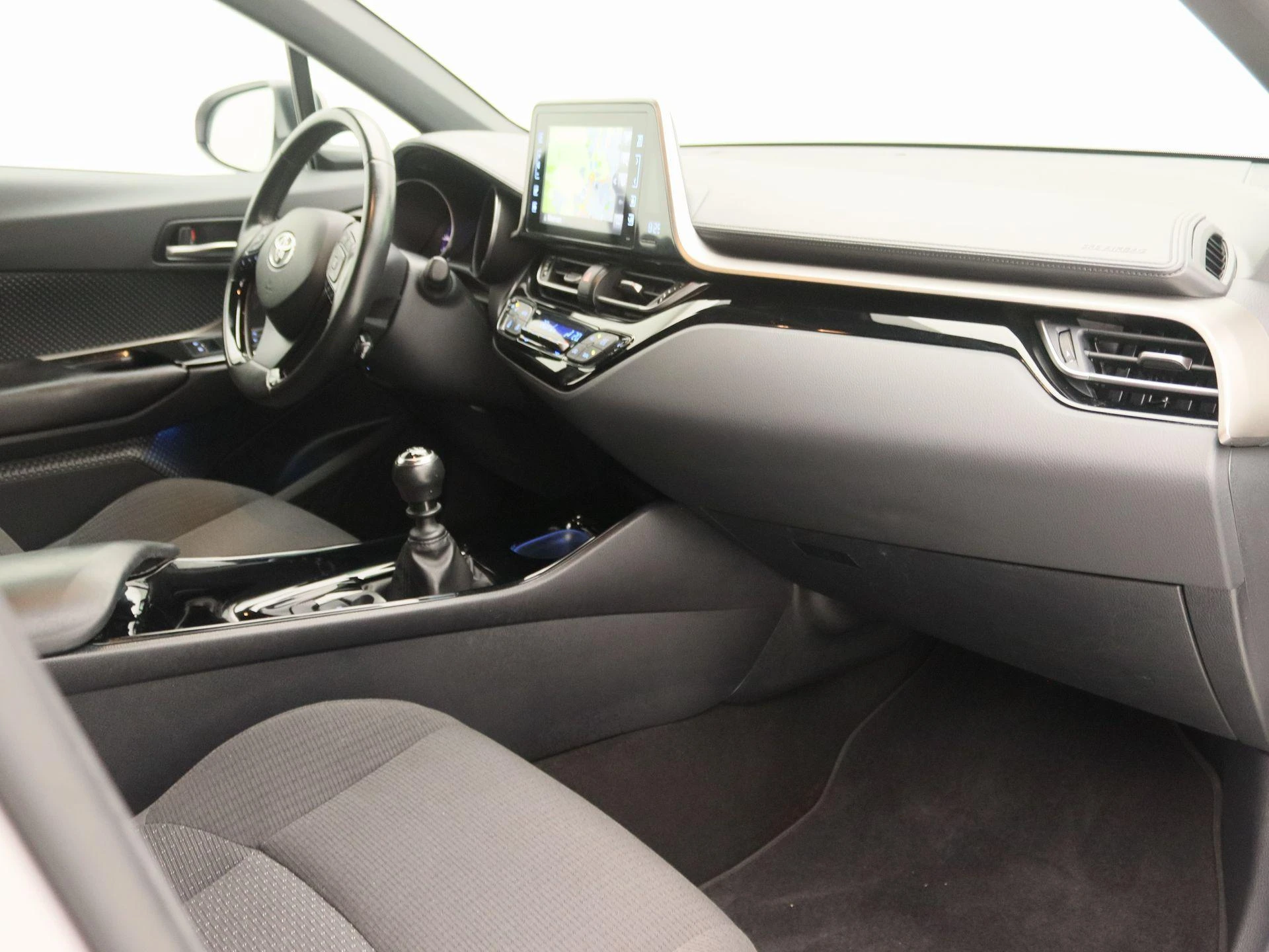 Toyota C-HR 1.2 Dynamic