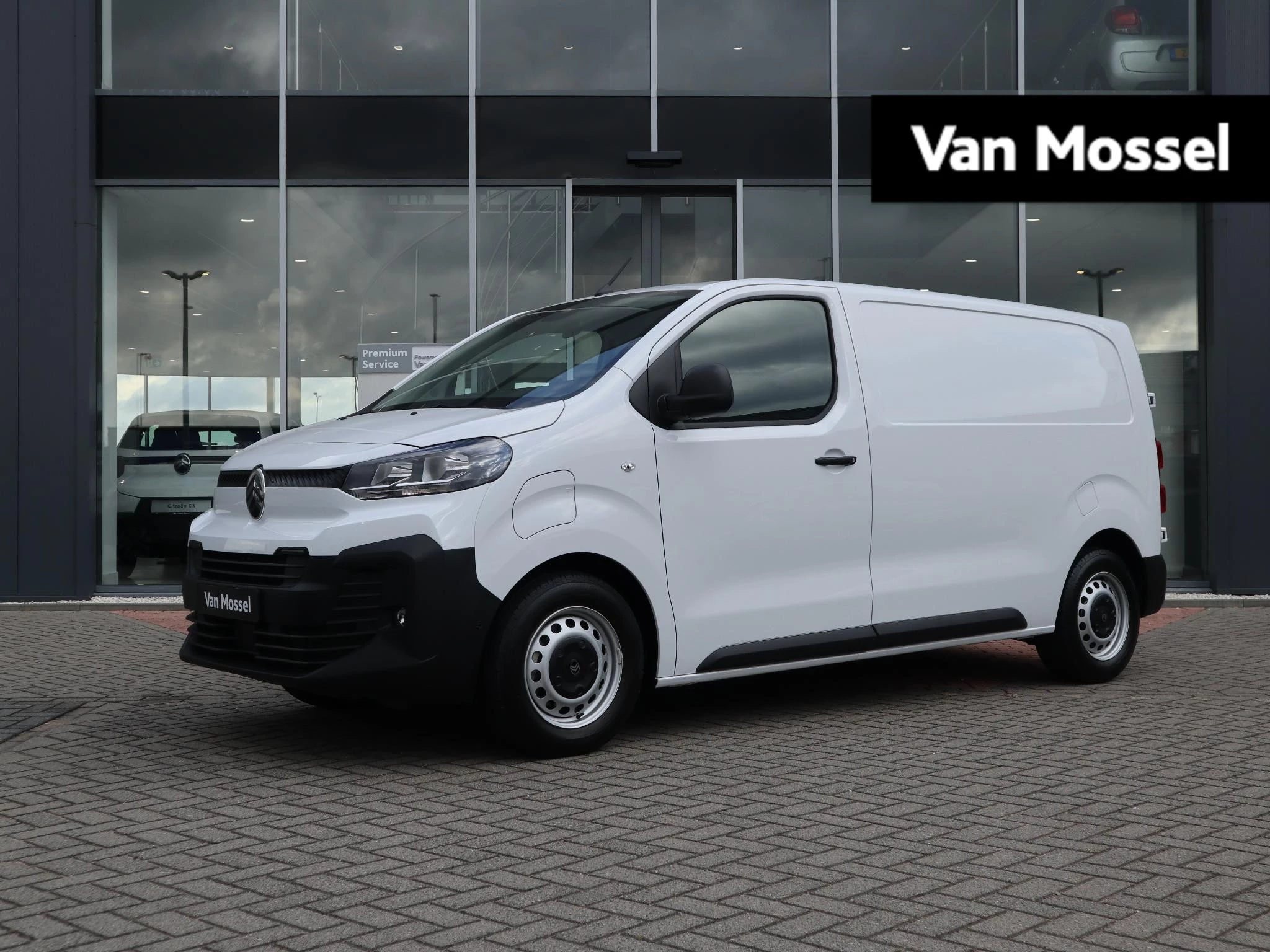 Citroën-ë-Jumpy-image-0