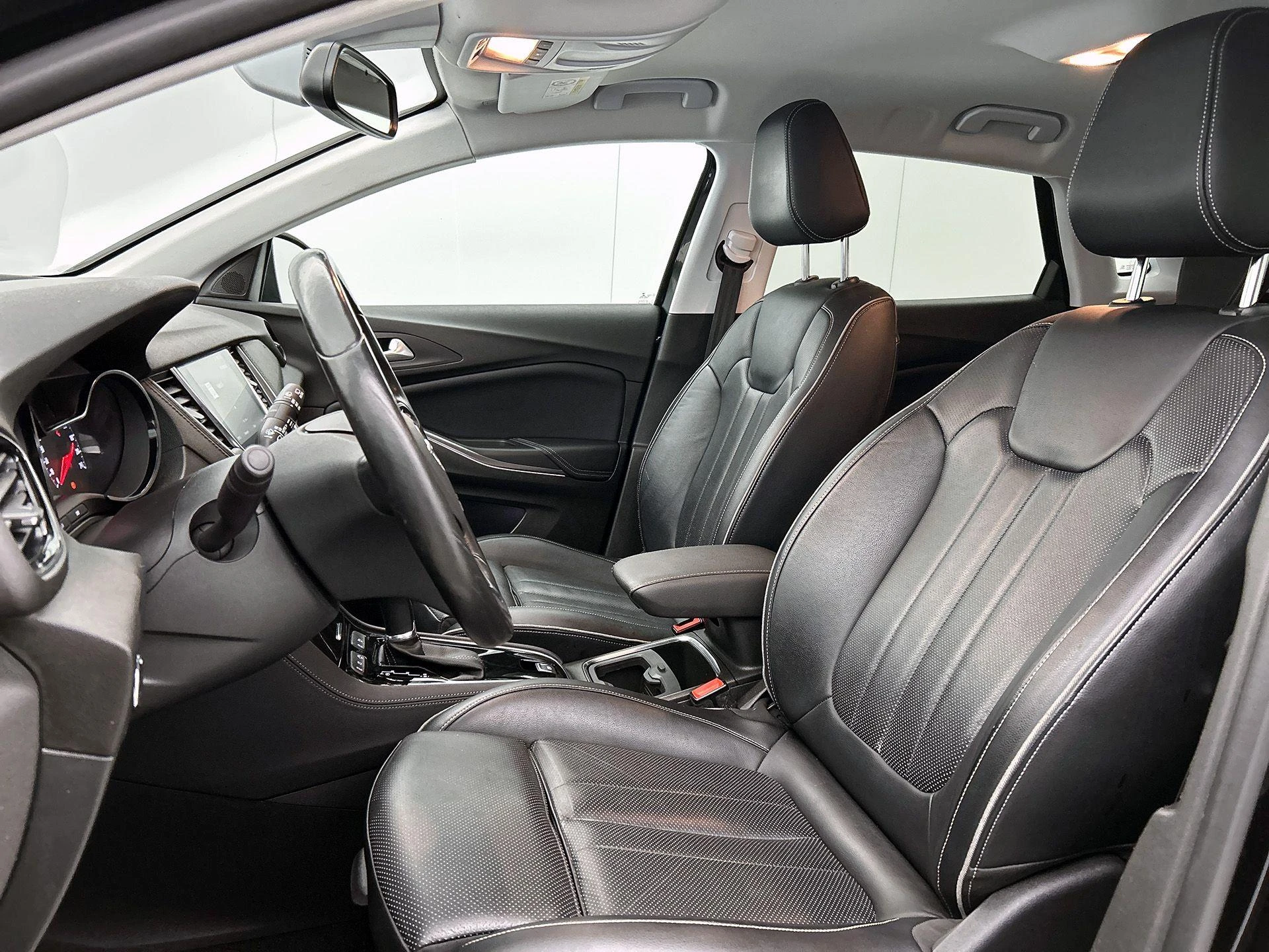 Opel-Grandland X-image-35