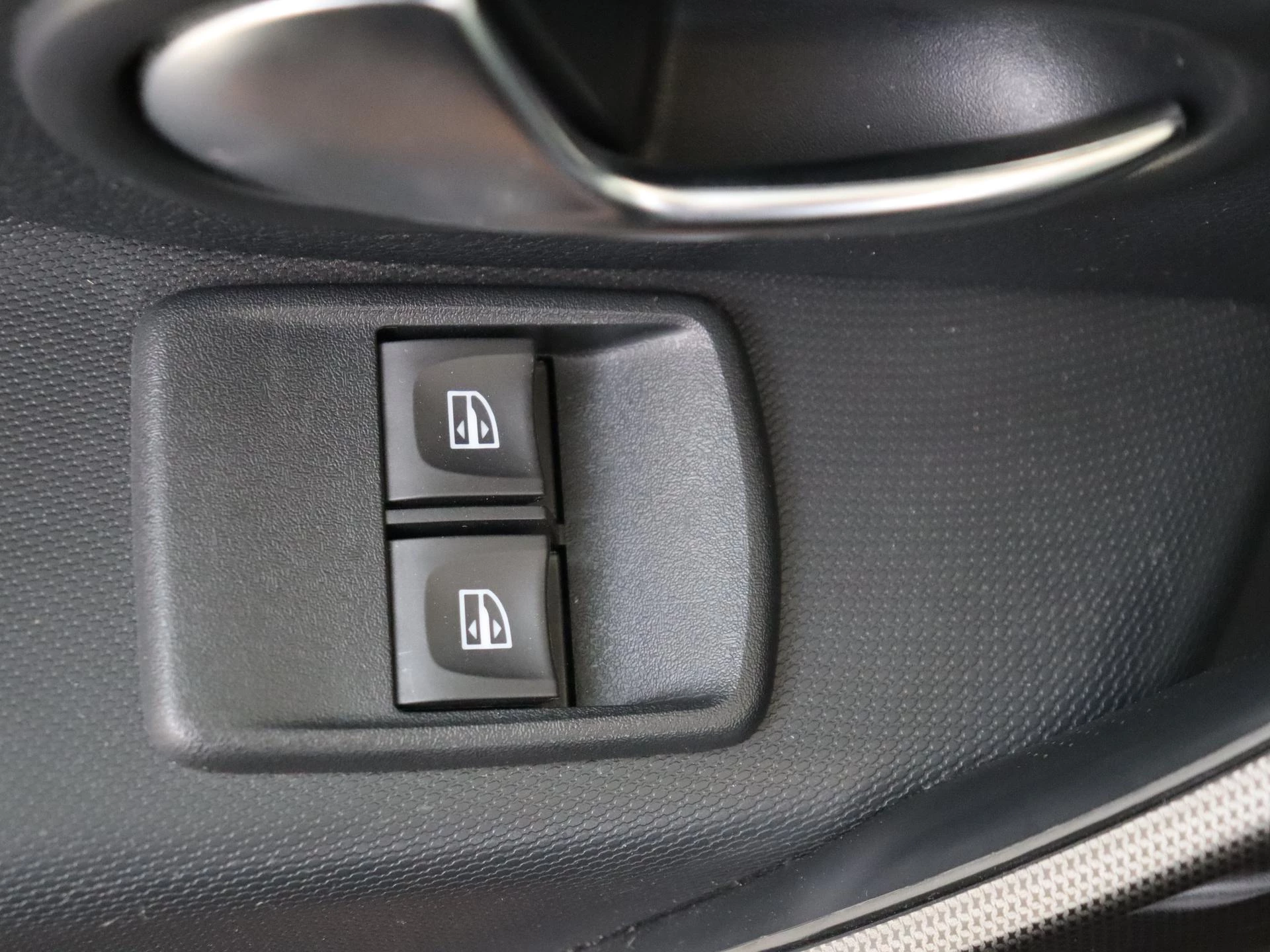 Dacia-Sandero Stepway-image-23