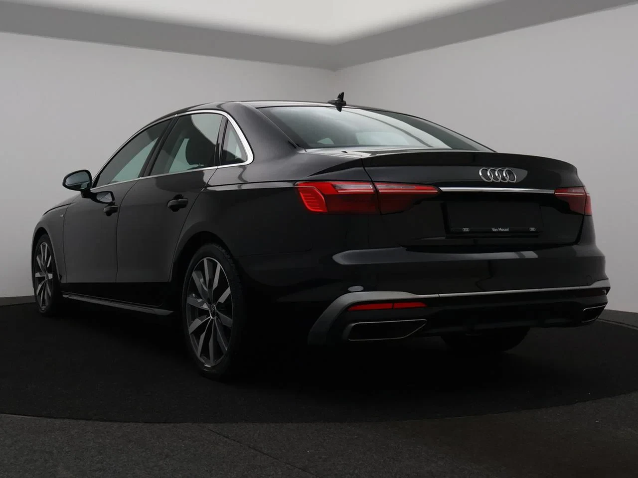 Audi-A4-image-22