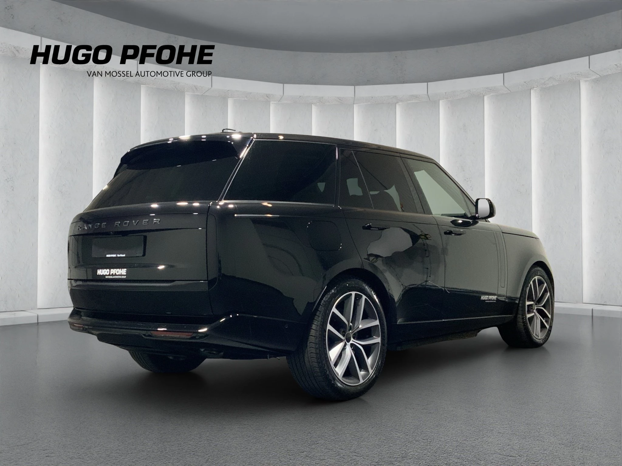 Land Rover-Range Rover-image-1