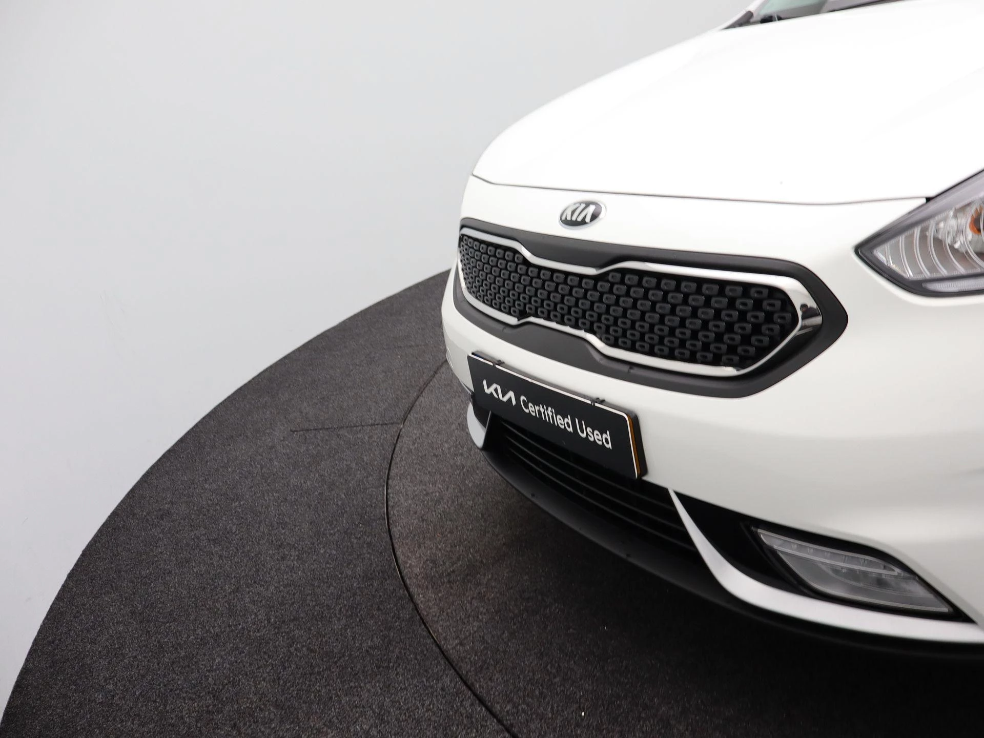 Kia-Niro-image-32