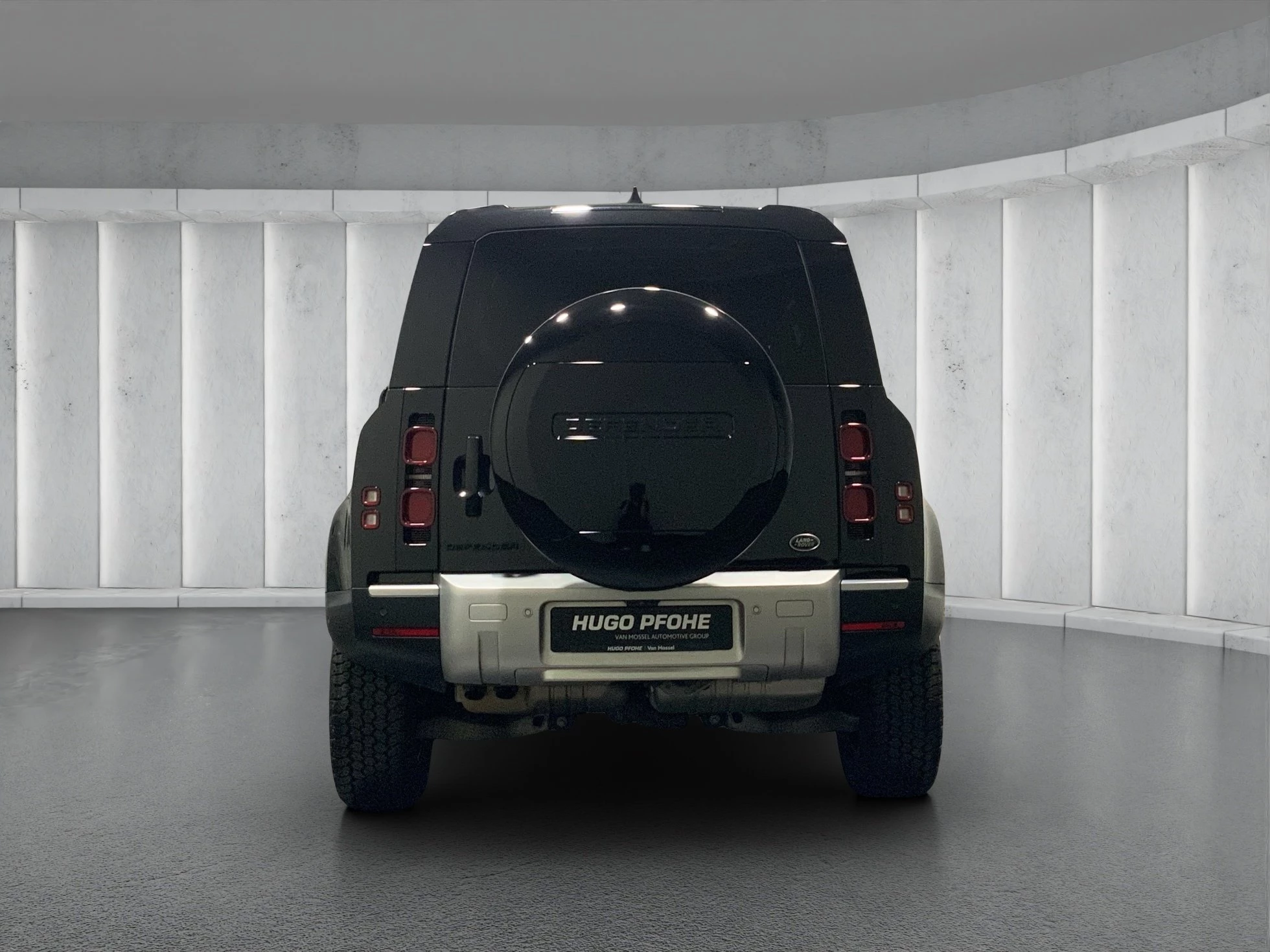 Land Rover-Defender-image-3