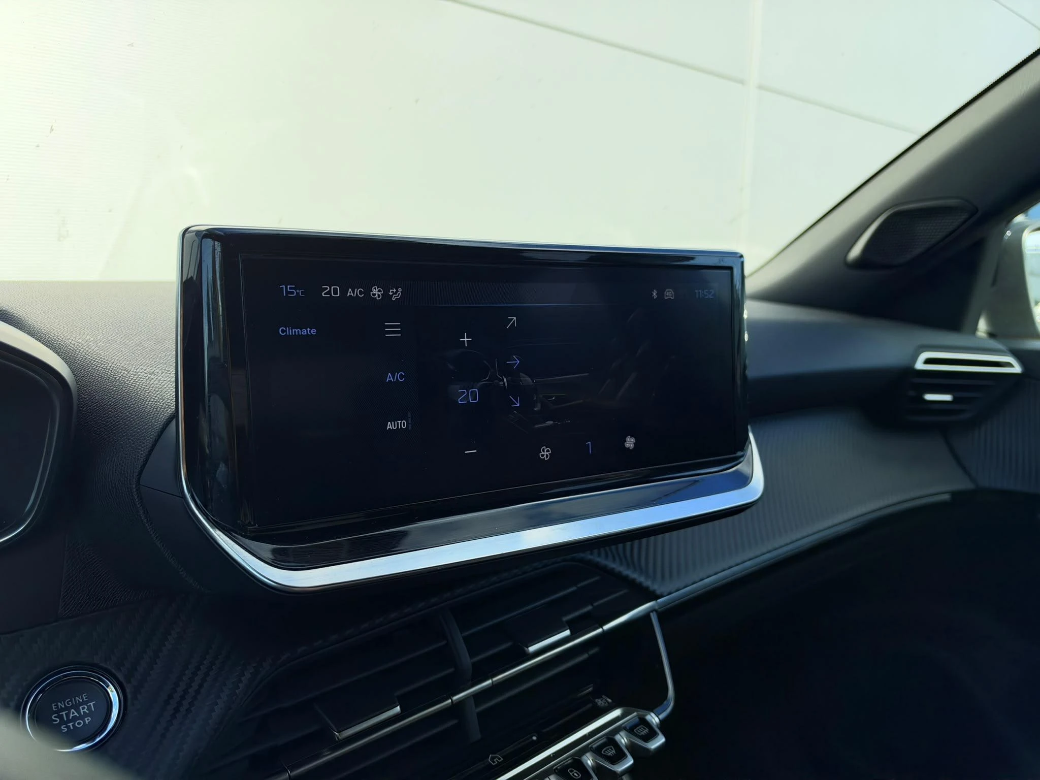 Peugeot-2008-image-15