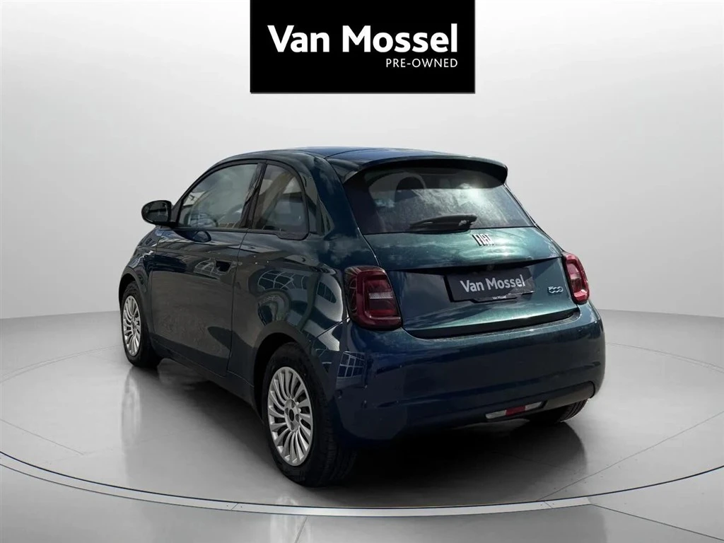 Fiat-500e-image-6