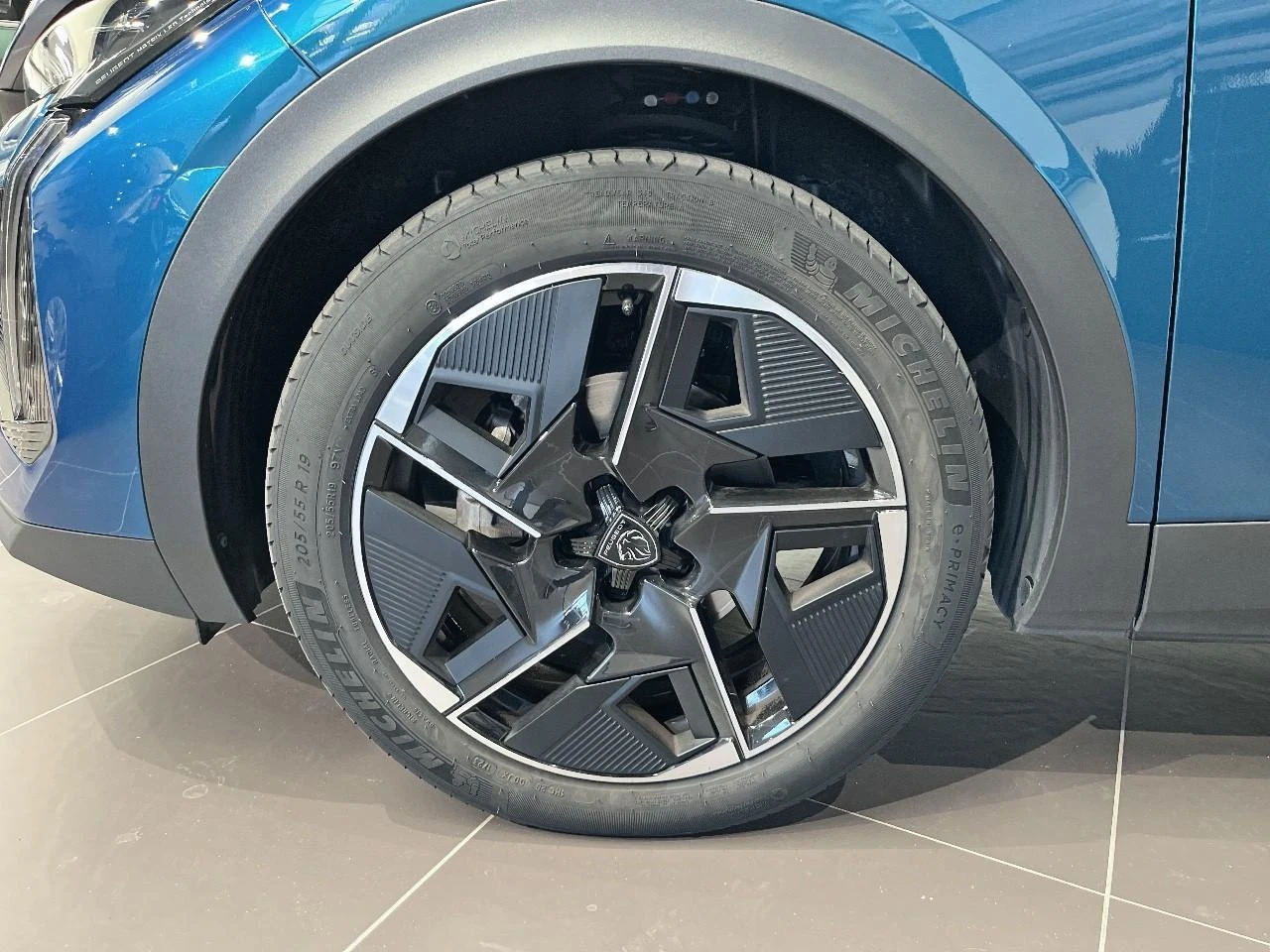 Peugeot-408-image-6