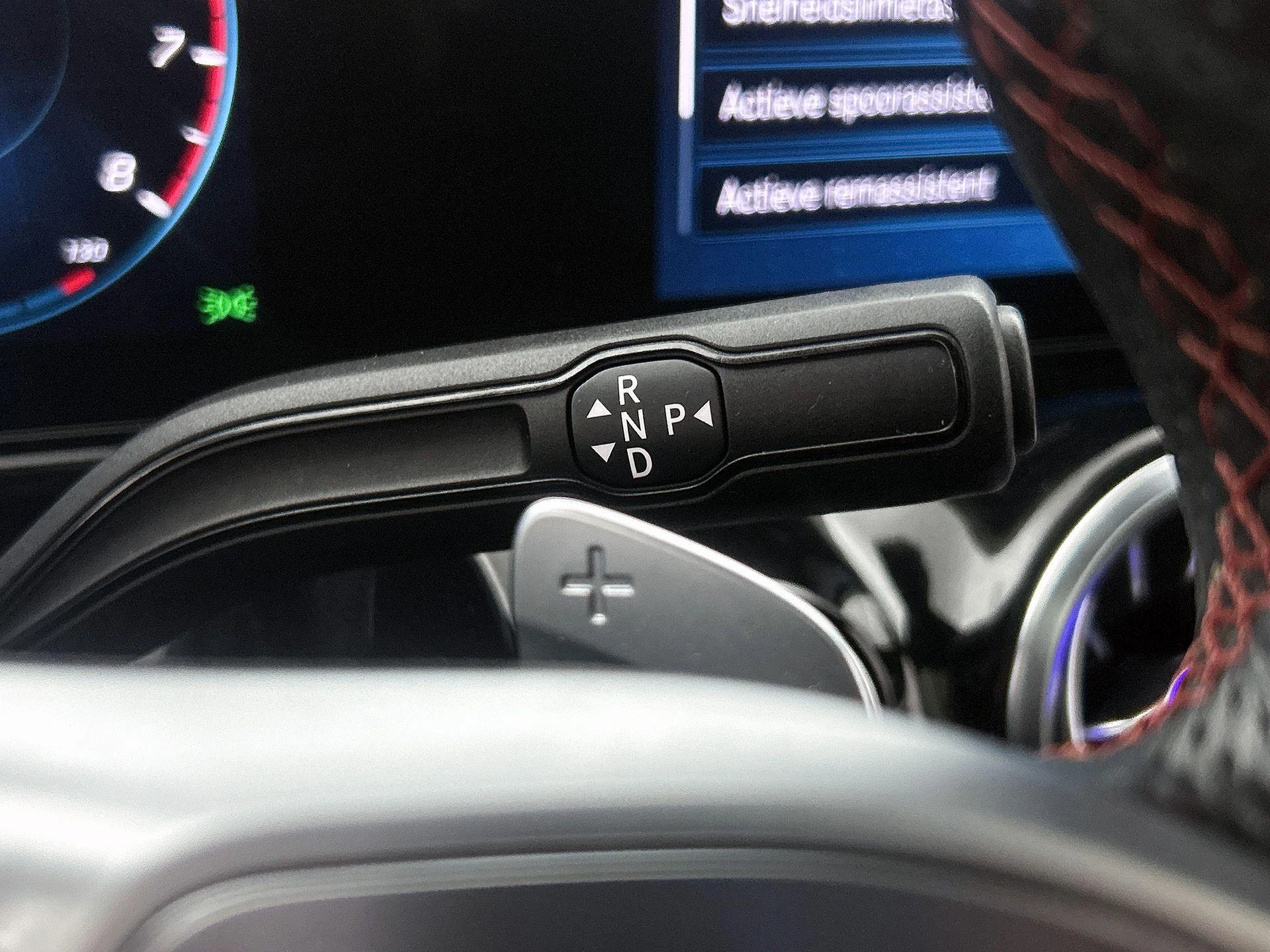 Mercedes-Benz-B-Klasse-image-14