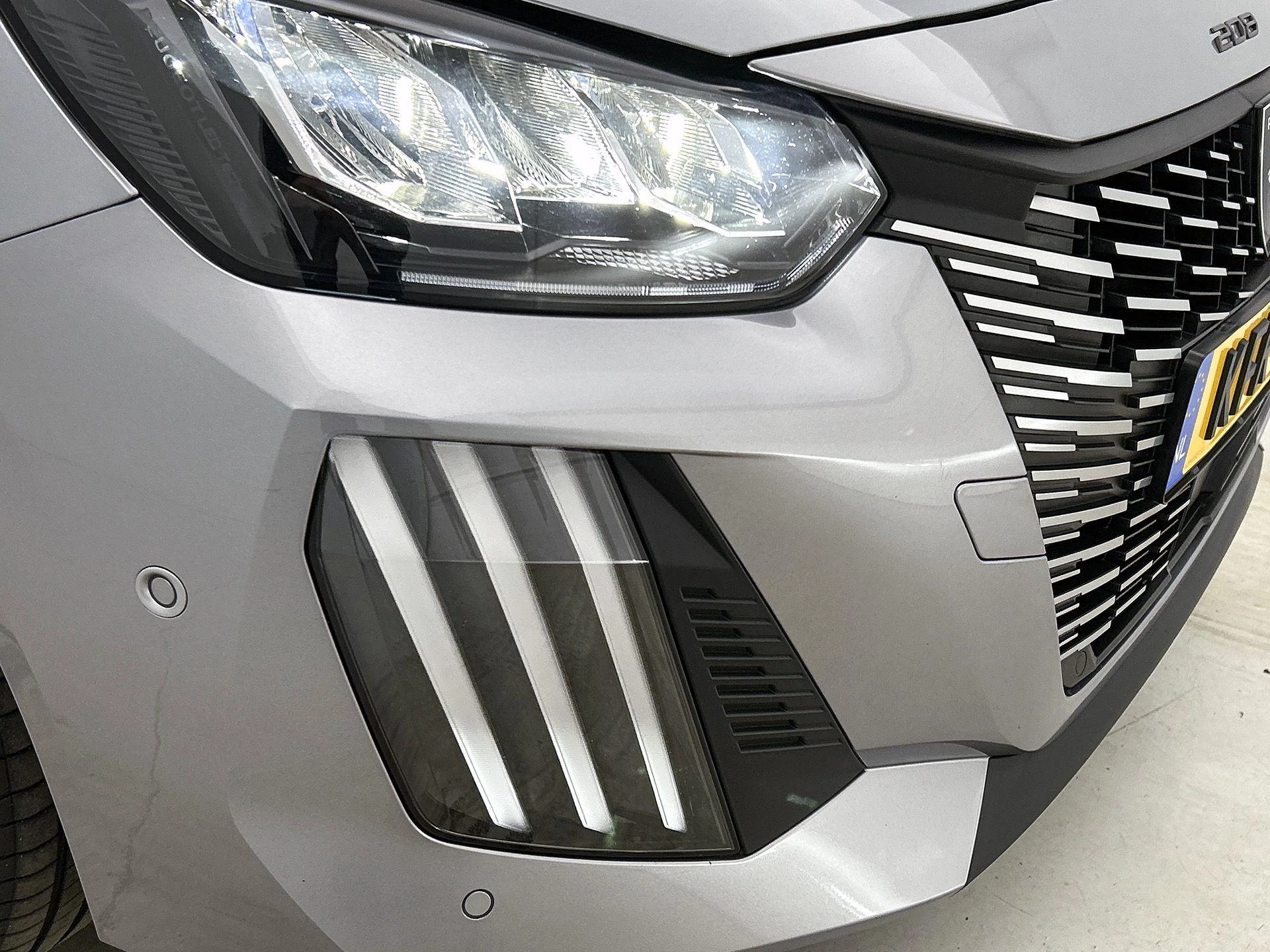 Peugeot-208-image-27
