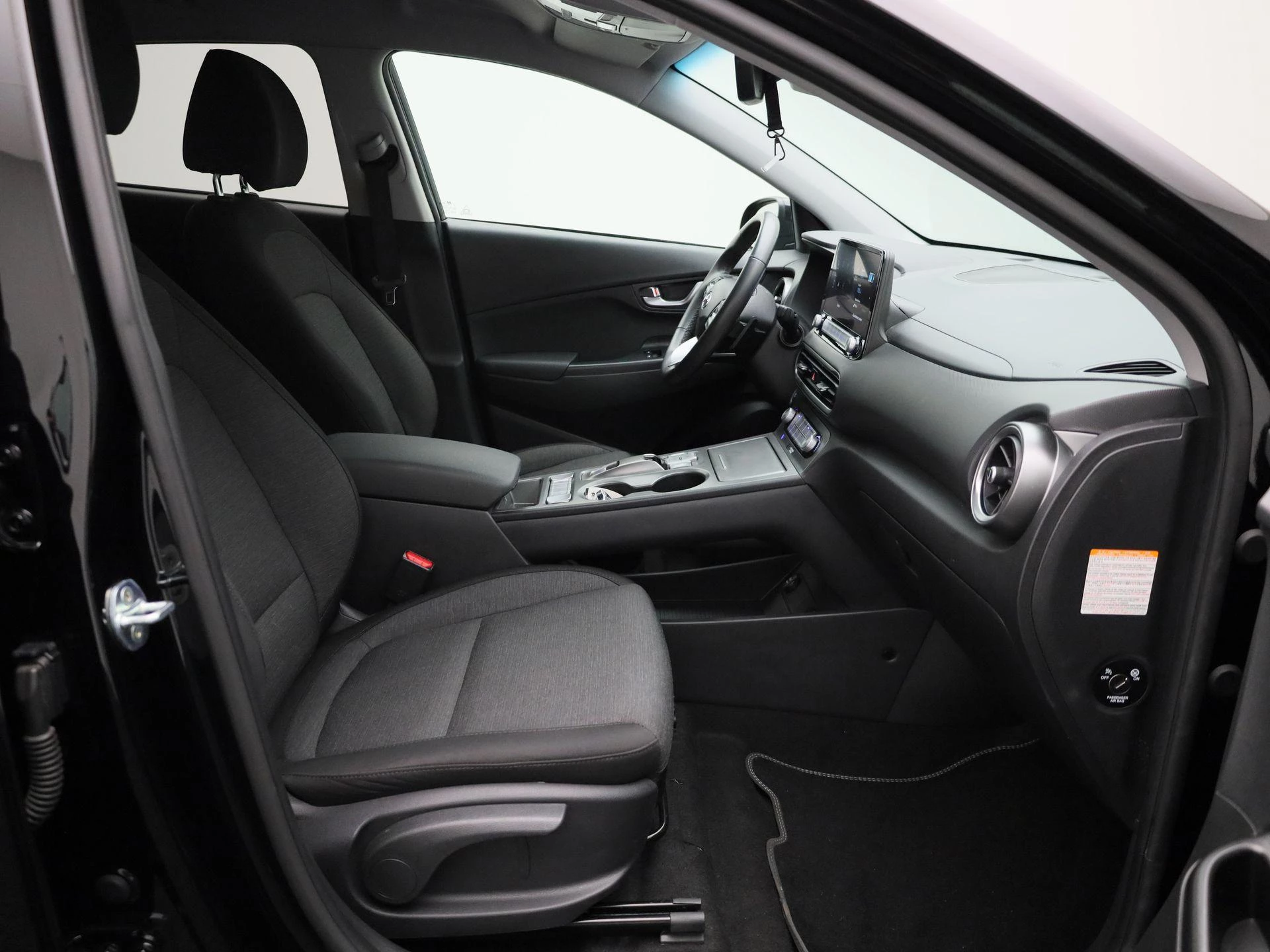 Hyundai-Kona-image-36