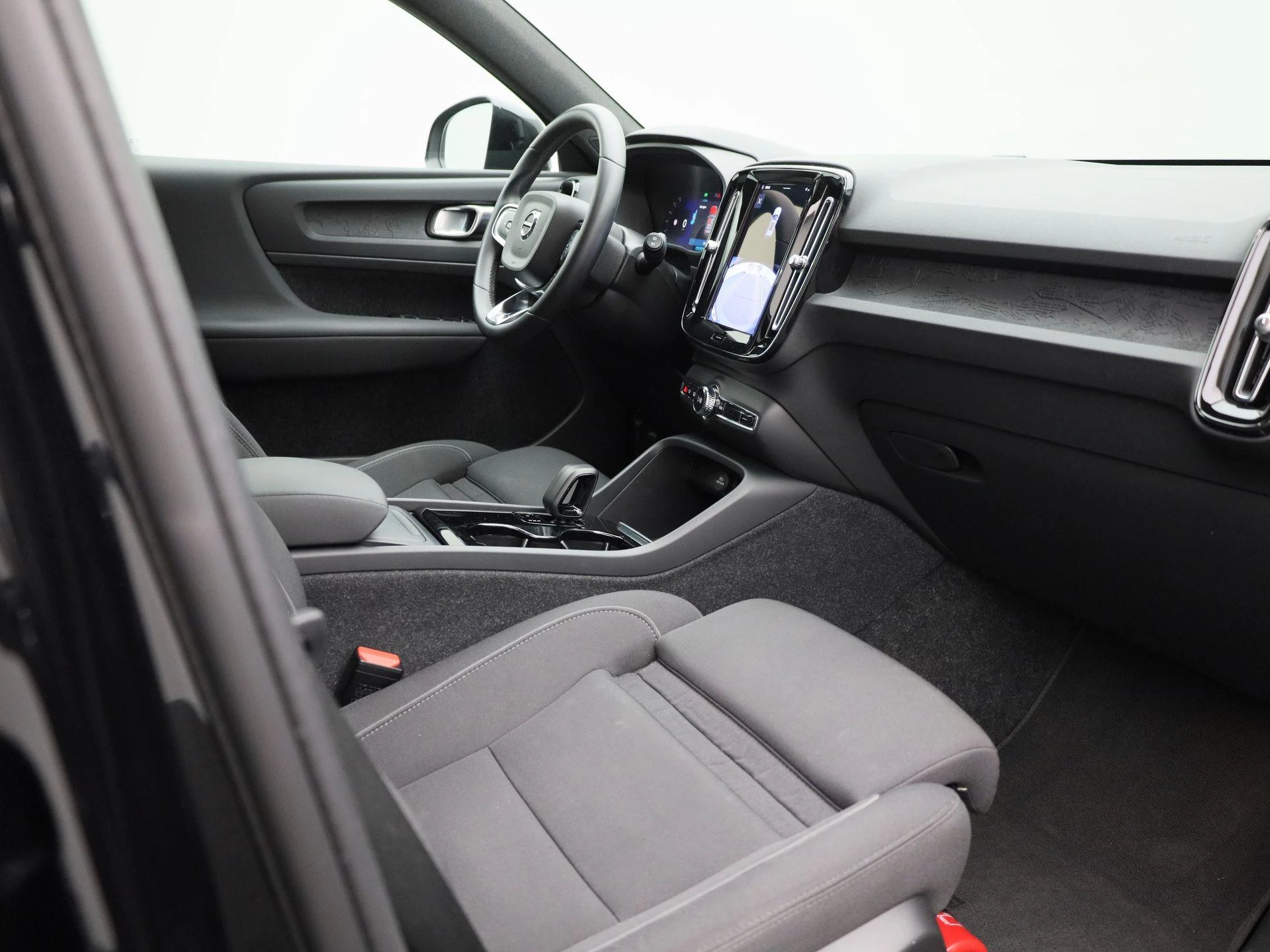 Volvo-XC40-image-39