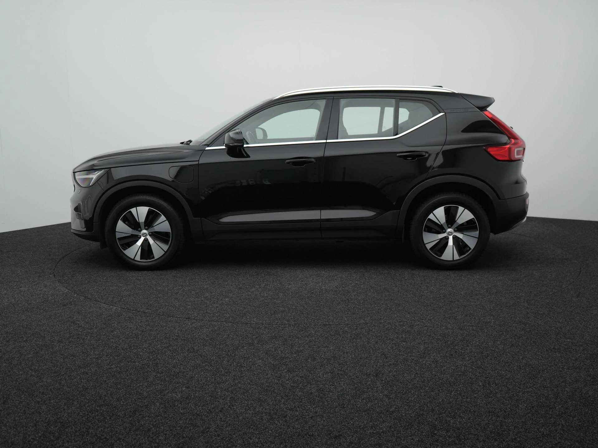 Volvo-XC40-image-3