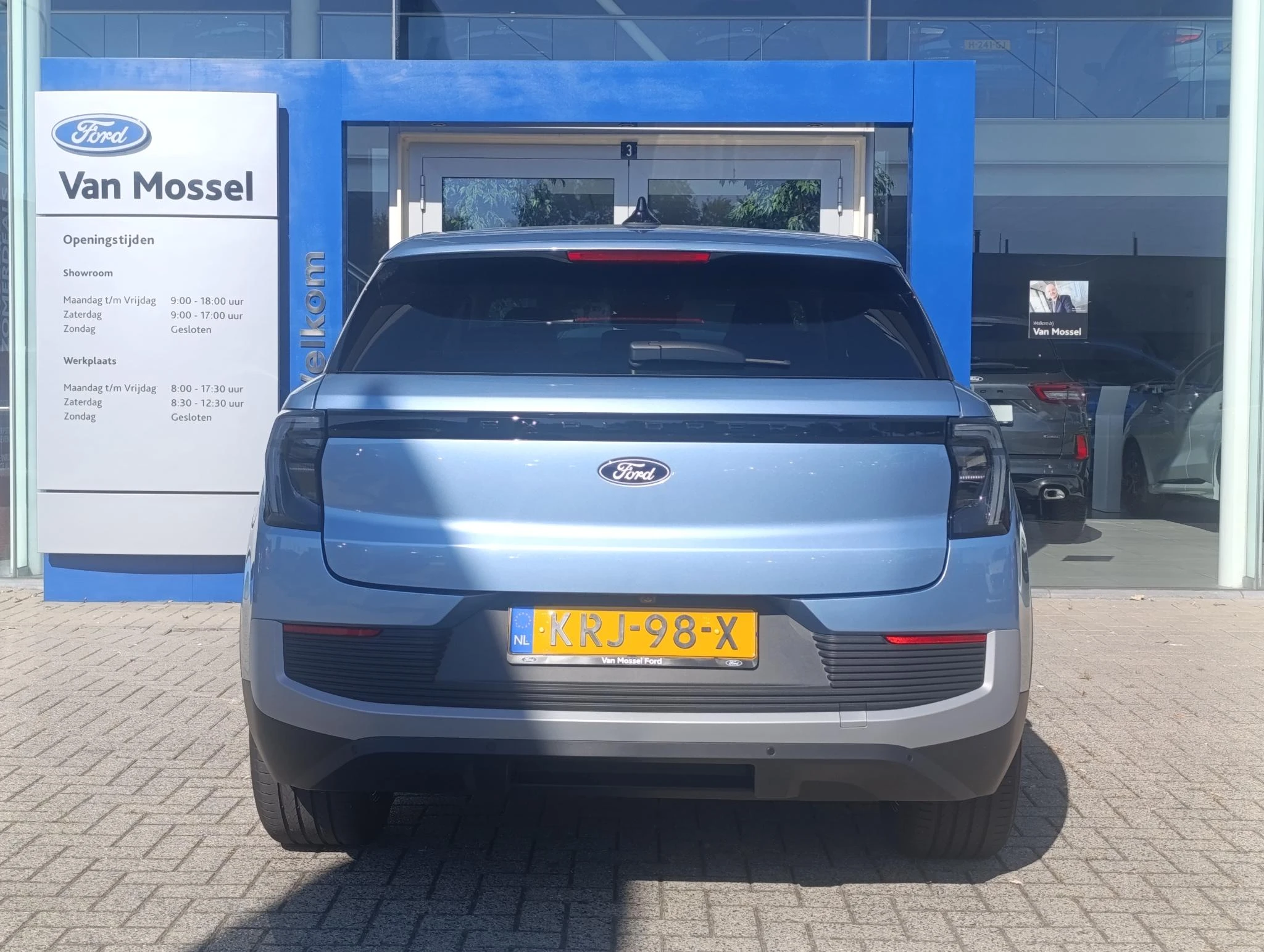 Ford-Explorer-image-3