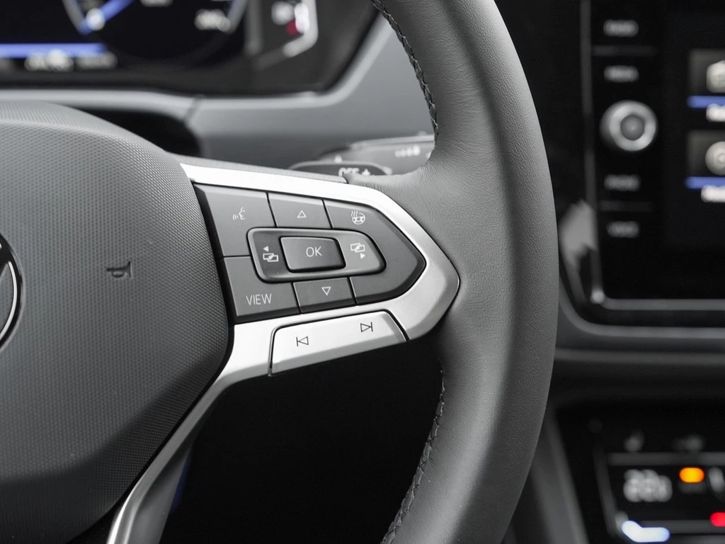 Volkswagen Touran Highline 1,5 l TSI OPF 110 kW (150 PS) 7-Gang-Doppelkupplungsgetriebe DSG