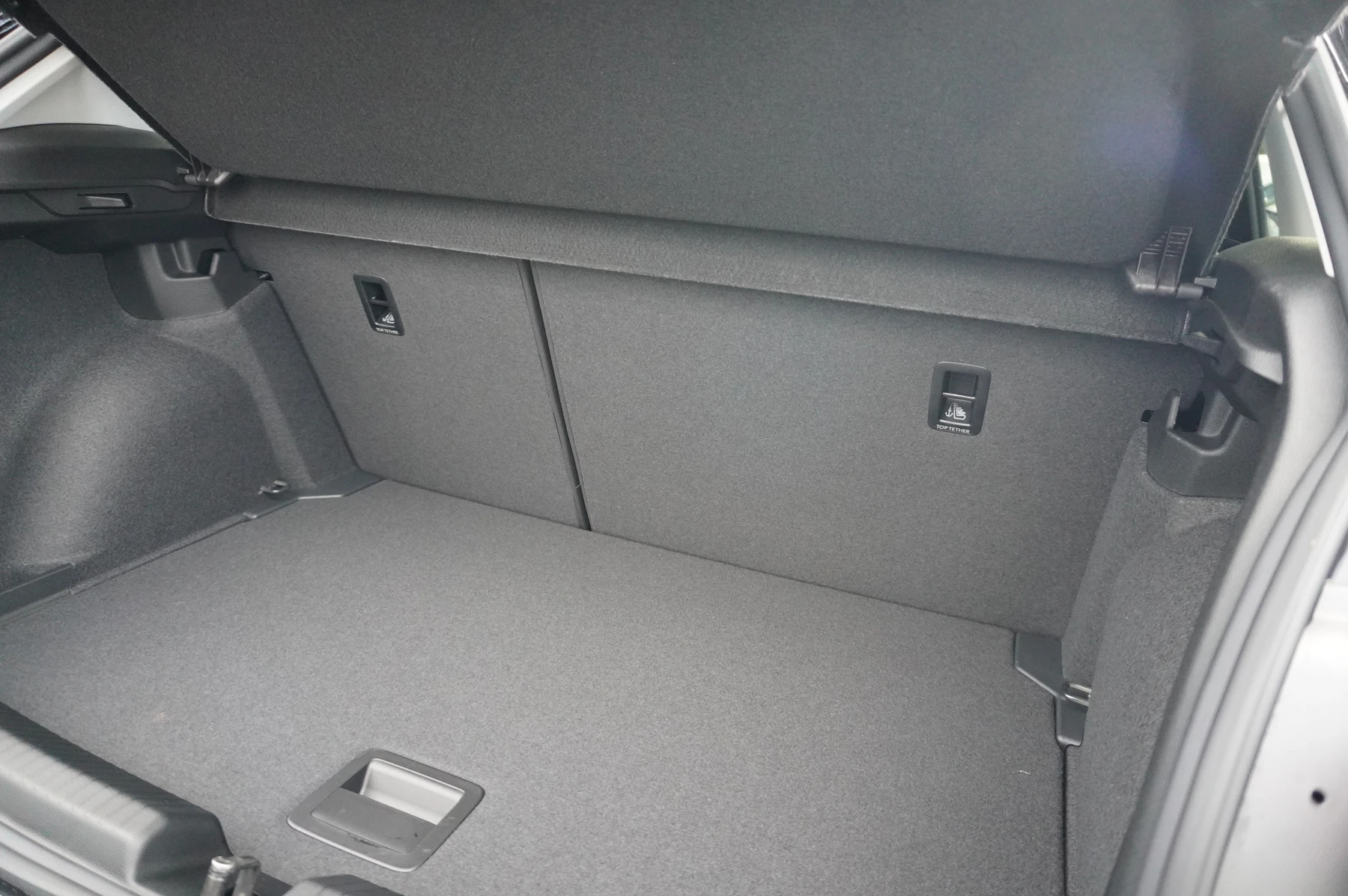 Volkswagen-Polo-image-11