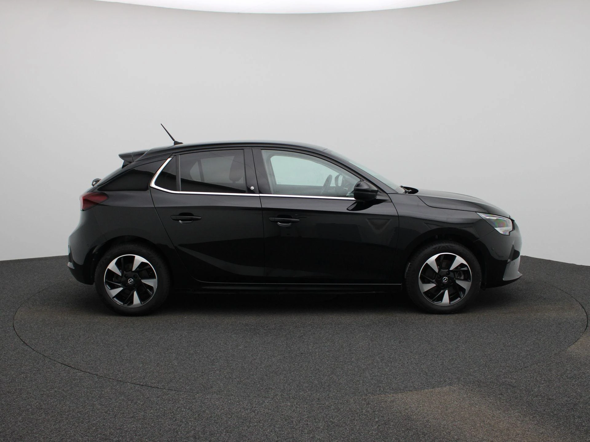 Opel-Corsa-e-image-5