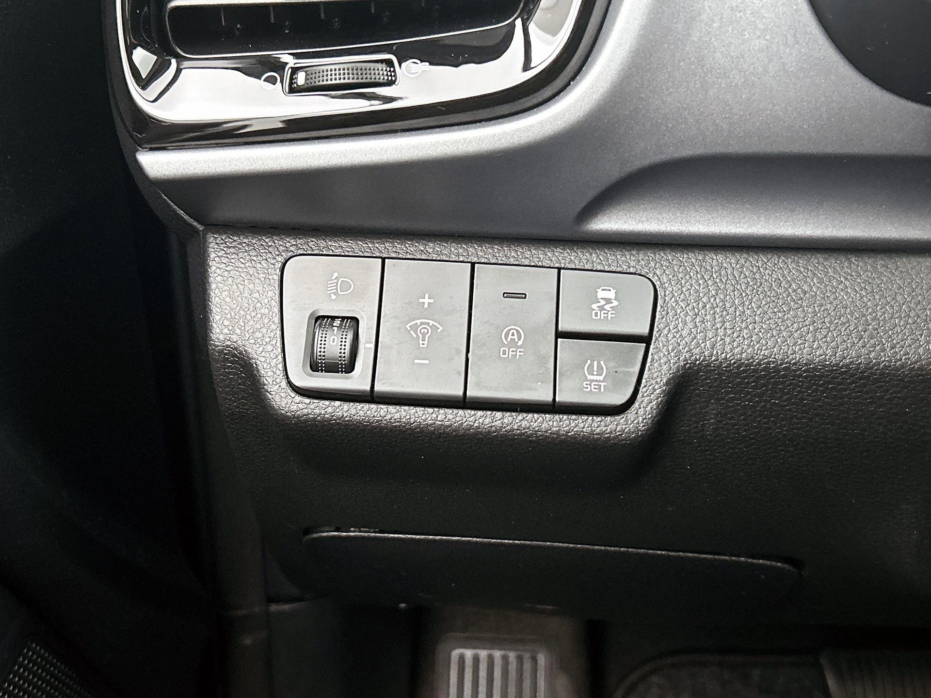 Kia-Stonic-image-23