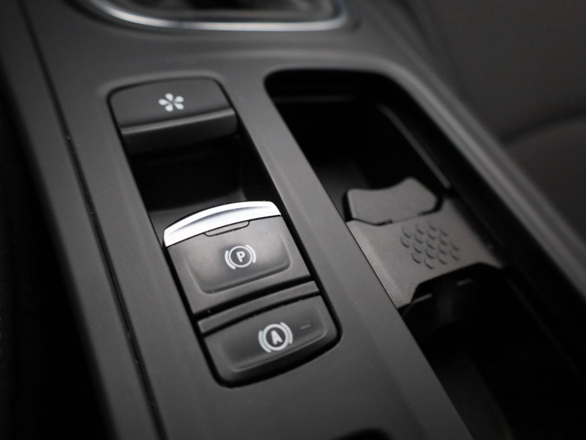 Renault-Mégane Grand Tour-image-26