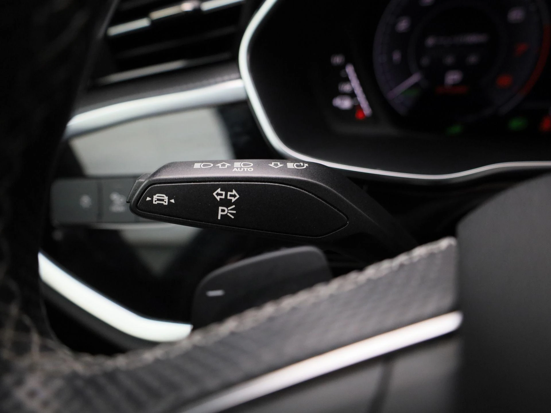 Audi-Q3-image-24