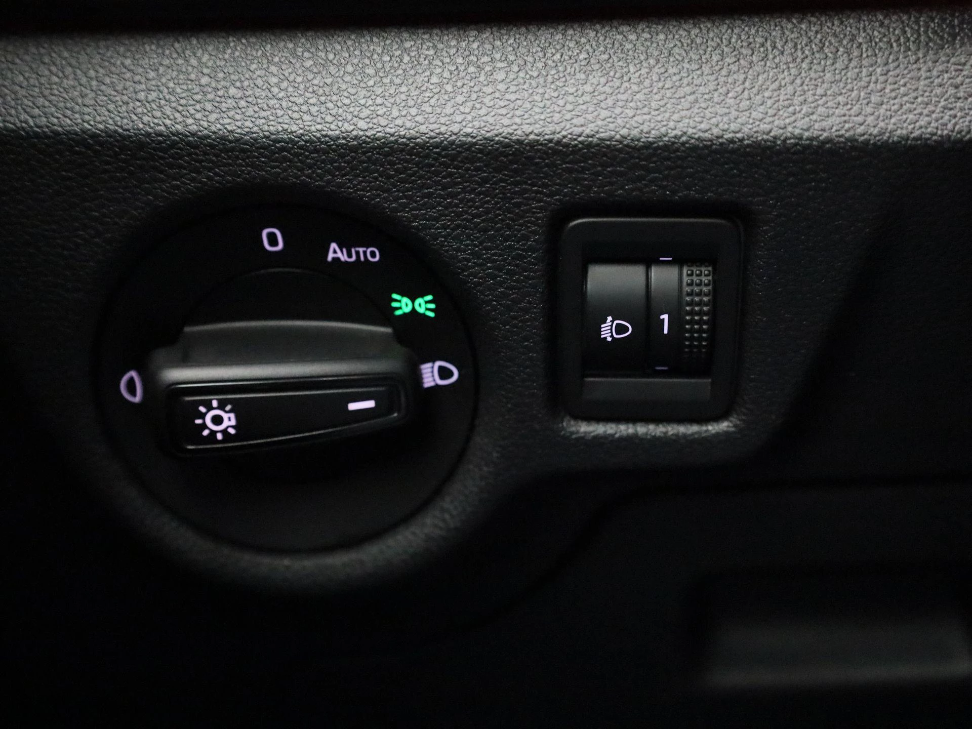 Škoda Kamiq 1.0 TSI Sport Business