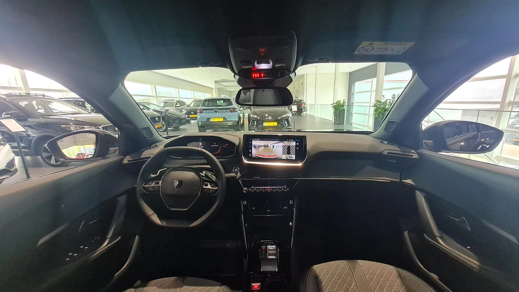 Peugeot-2008-image-14