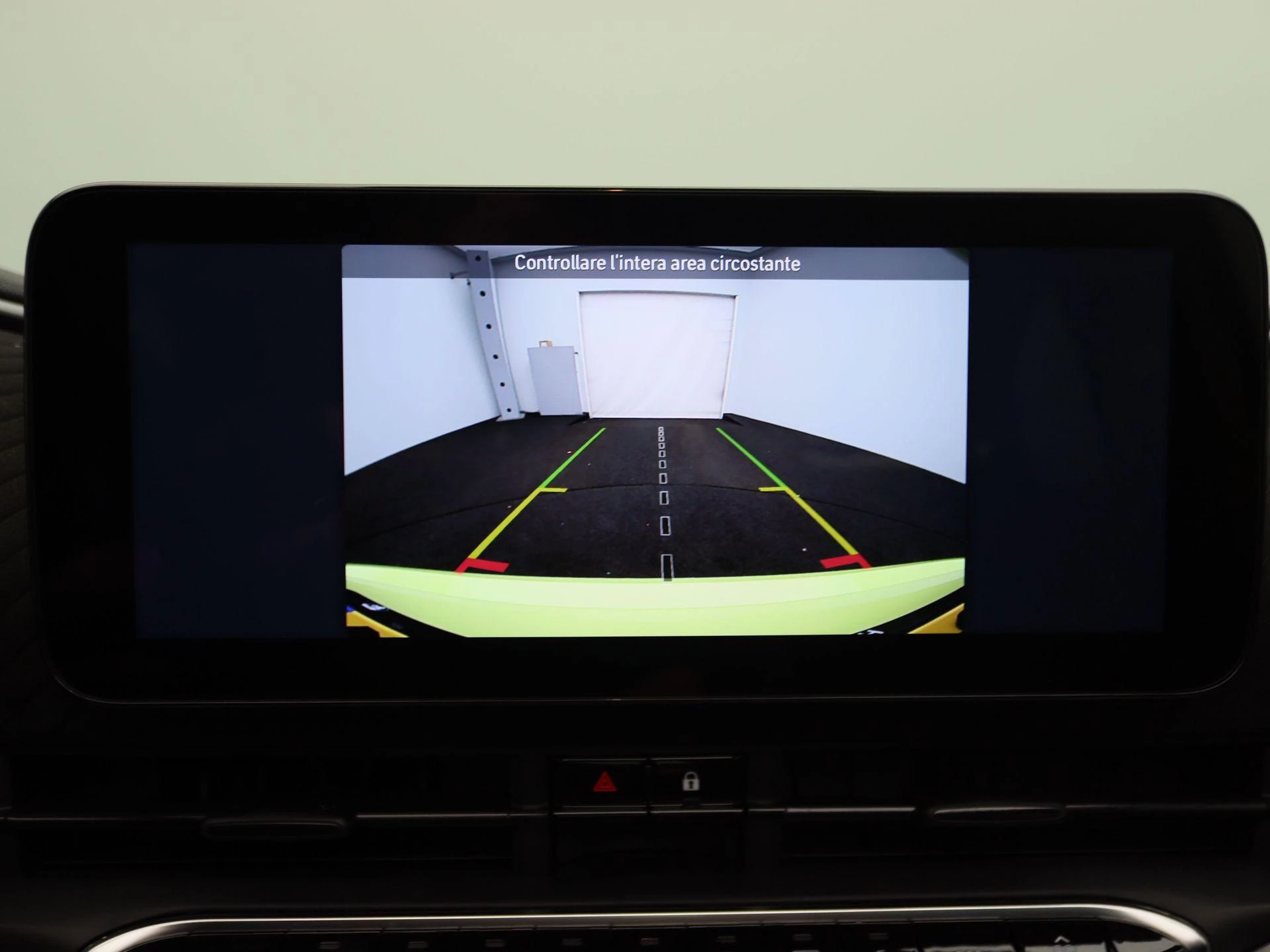 Abarth-500e-image-18