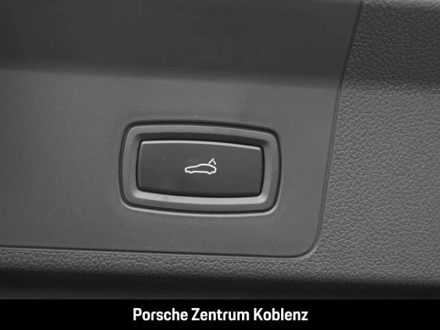 Porsche Panamera 4 E-Hybrid -
