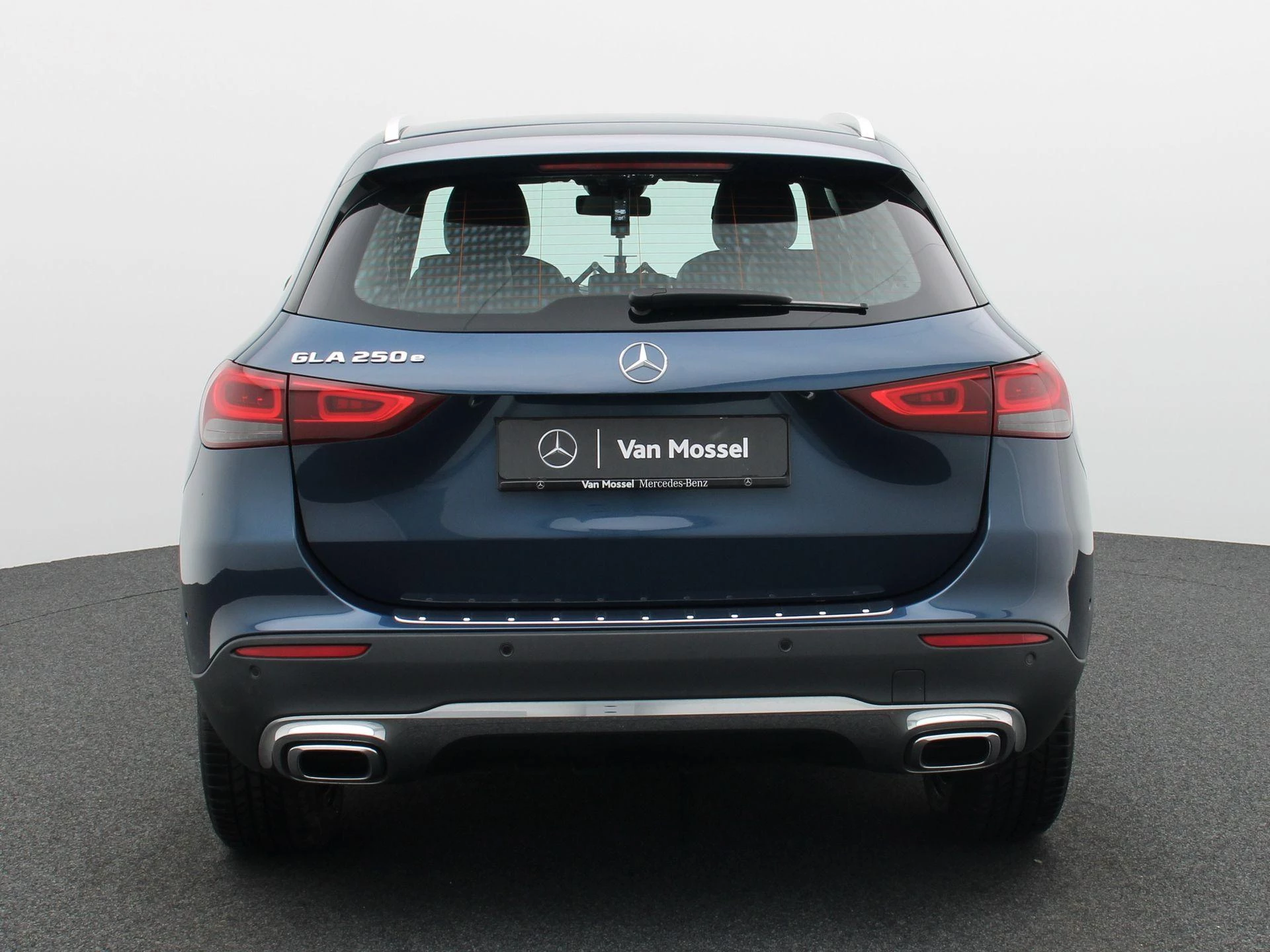Mercedes-Benz GLA 250 e Business Line + LEDER + CAMERA +