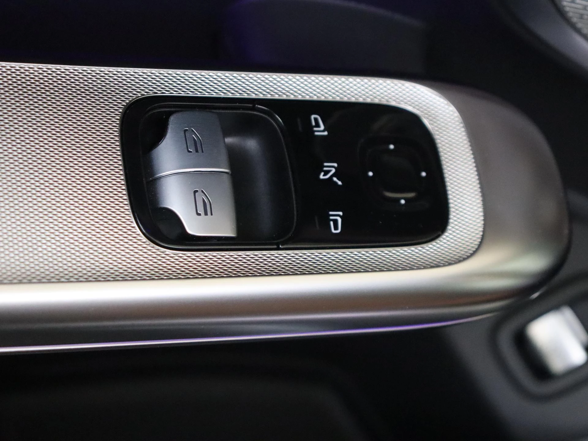 Mercedes-Benz-CLE-image-37