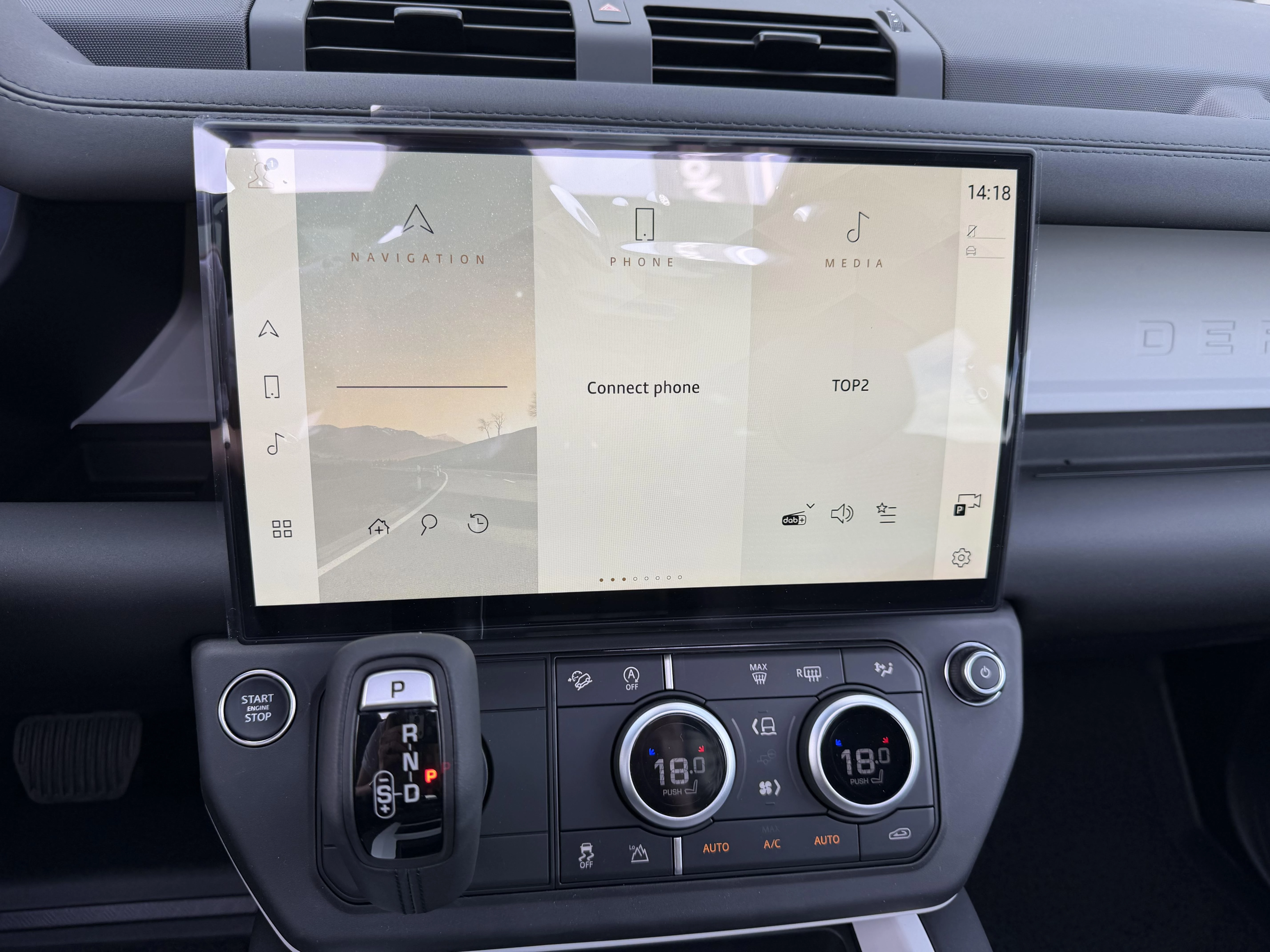 Land Rover-Defender-image-16