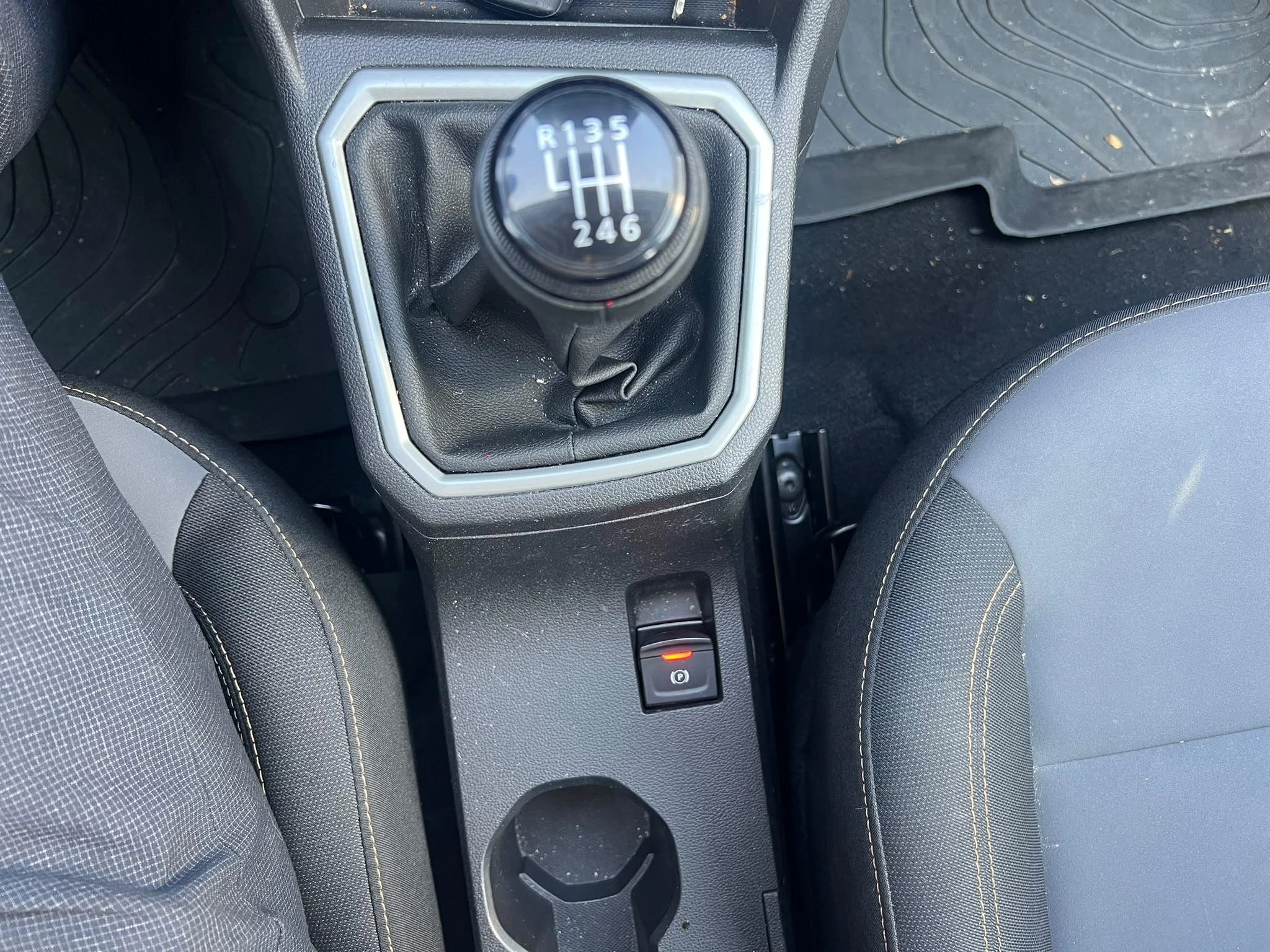 Dacia-Sandero Stepway-image-14